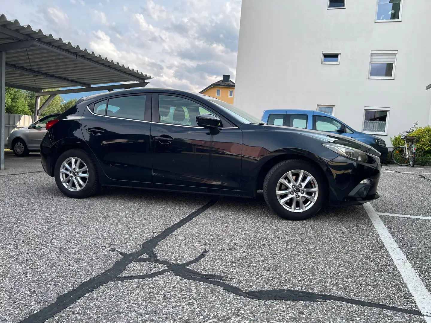 Mazda 3 Mazda 3 Sport G120 Challenge Challenge Schwarz - 1