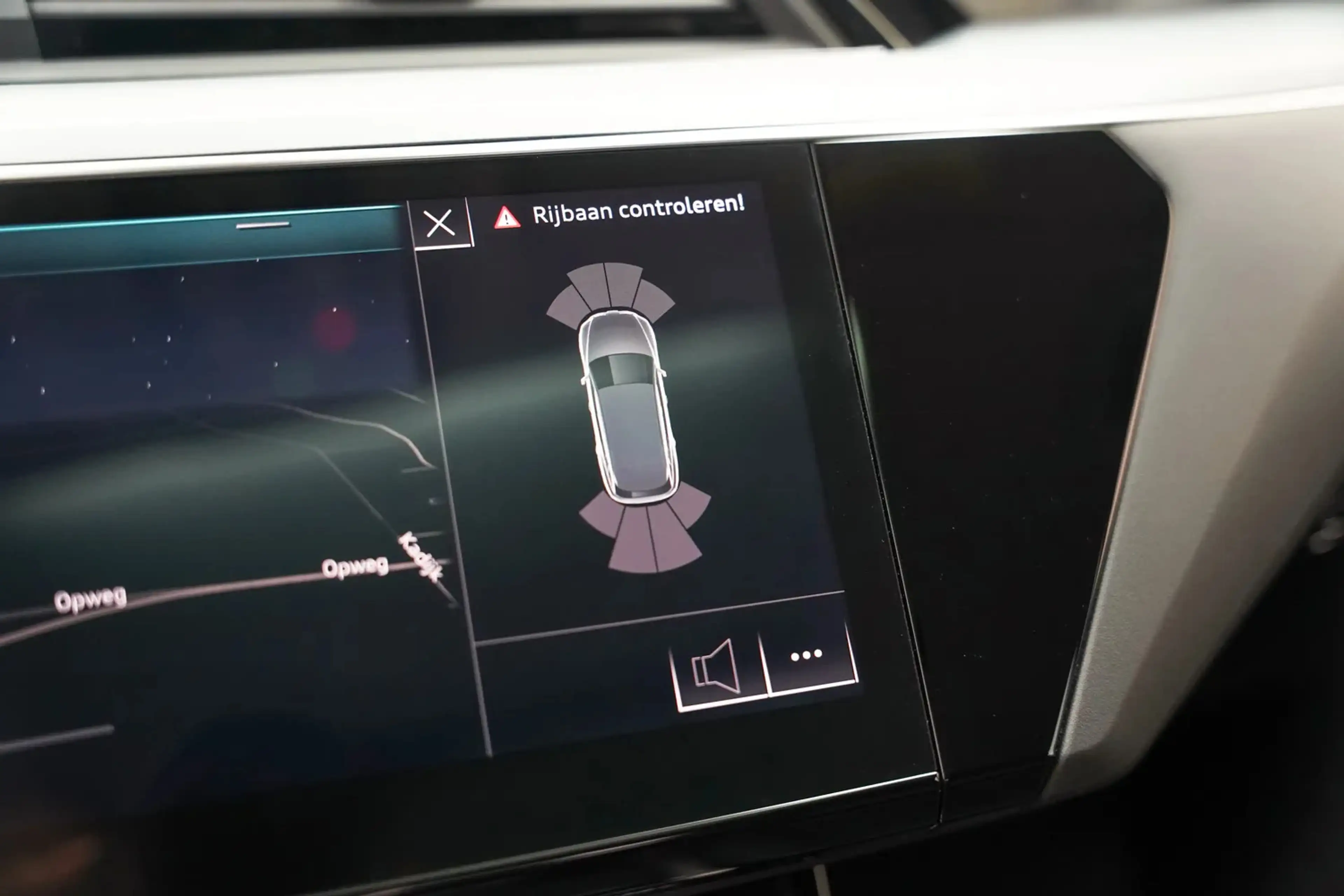 Audi e-tron 50 quattro Launch edition plus 71 kWh [ Panoramada — photo 8