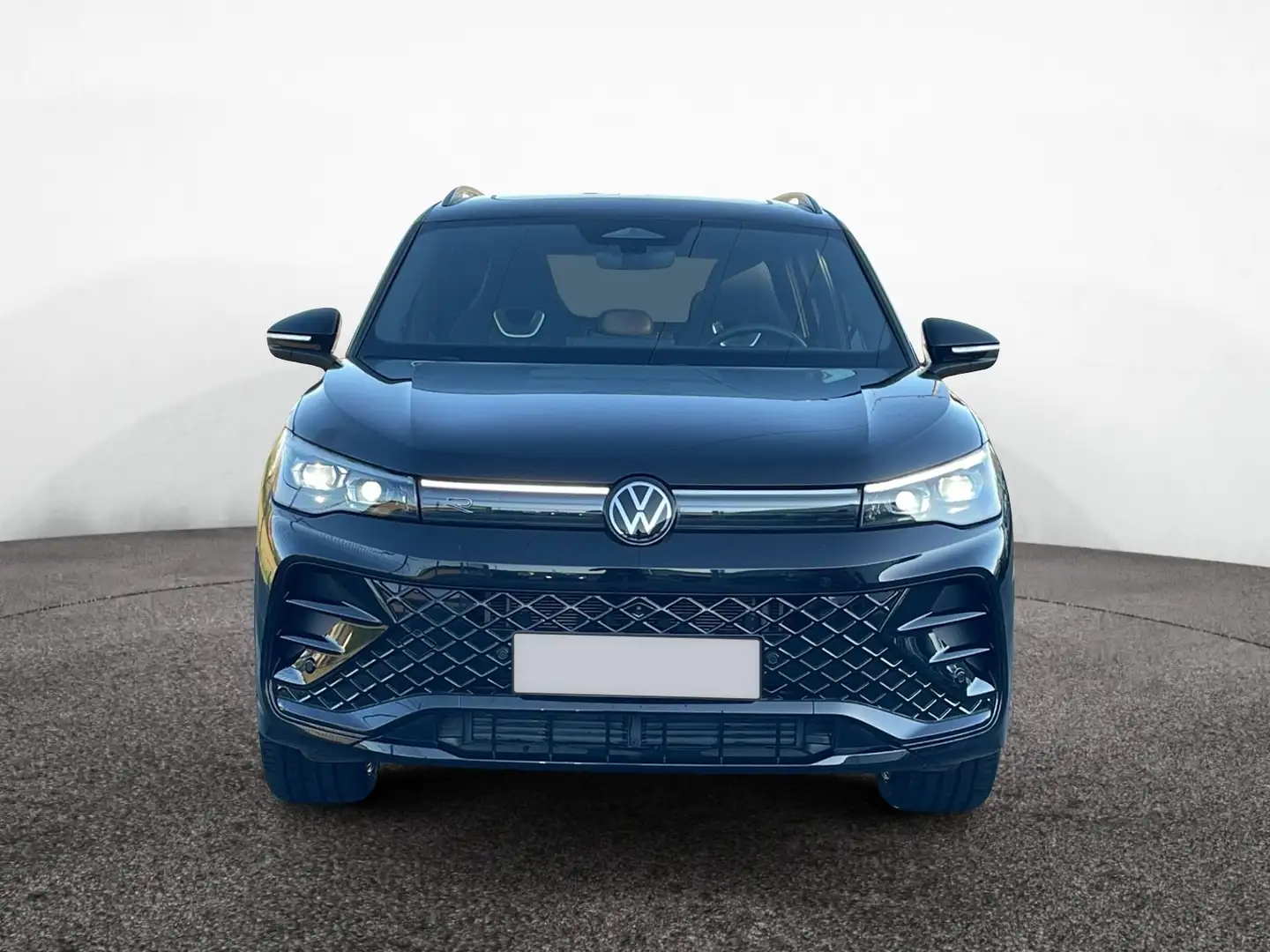 Volkswagen Tiguan R-Line 4Mo. TDI DSG|PANO|AHK|eHECK|DCC Schwarz - 2