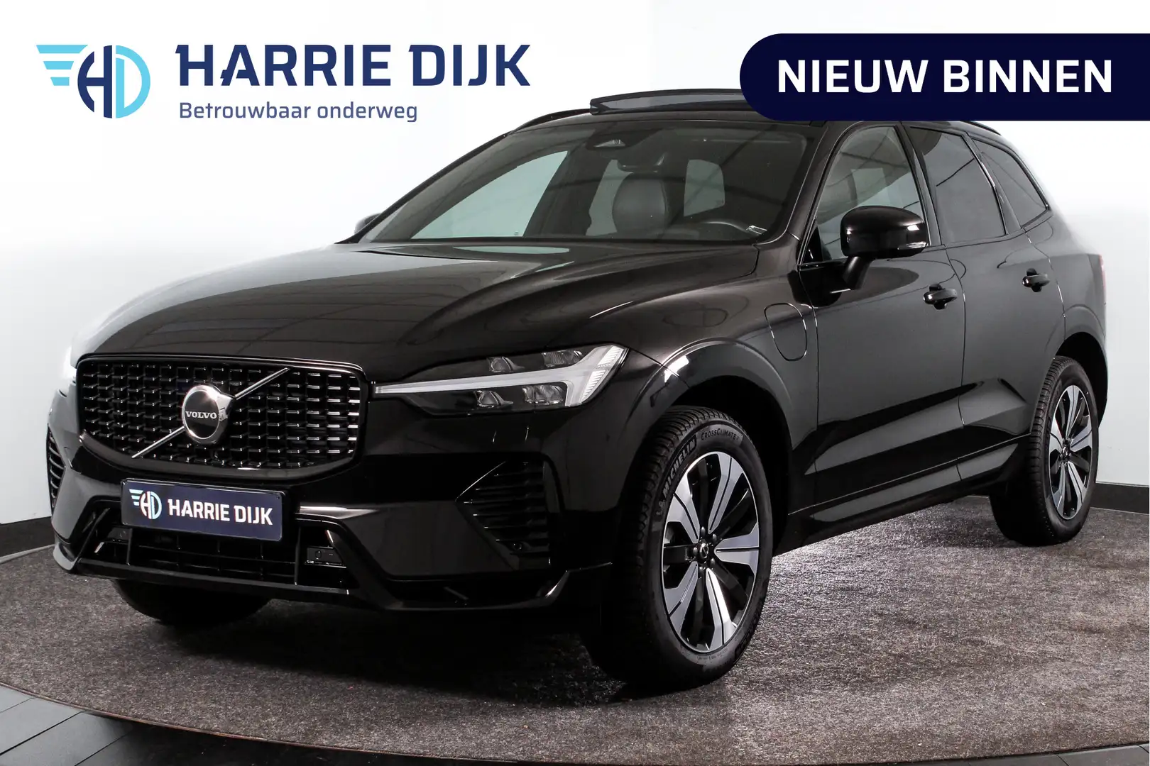 Volvo XC60 2.0 T6 Plug-in hybrid AWD Plus Dark | S/K-Panodak Zwart - 1