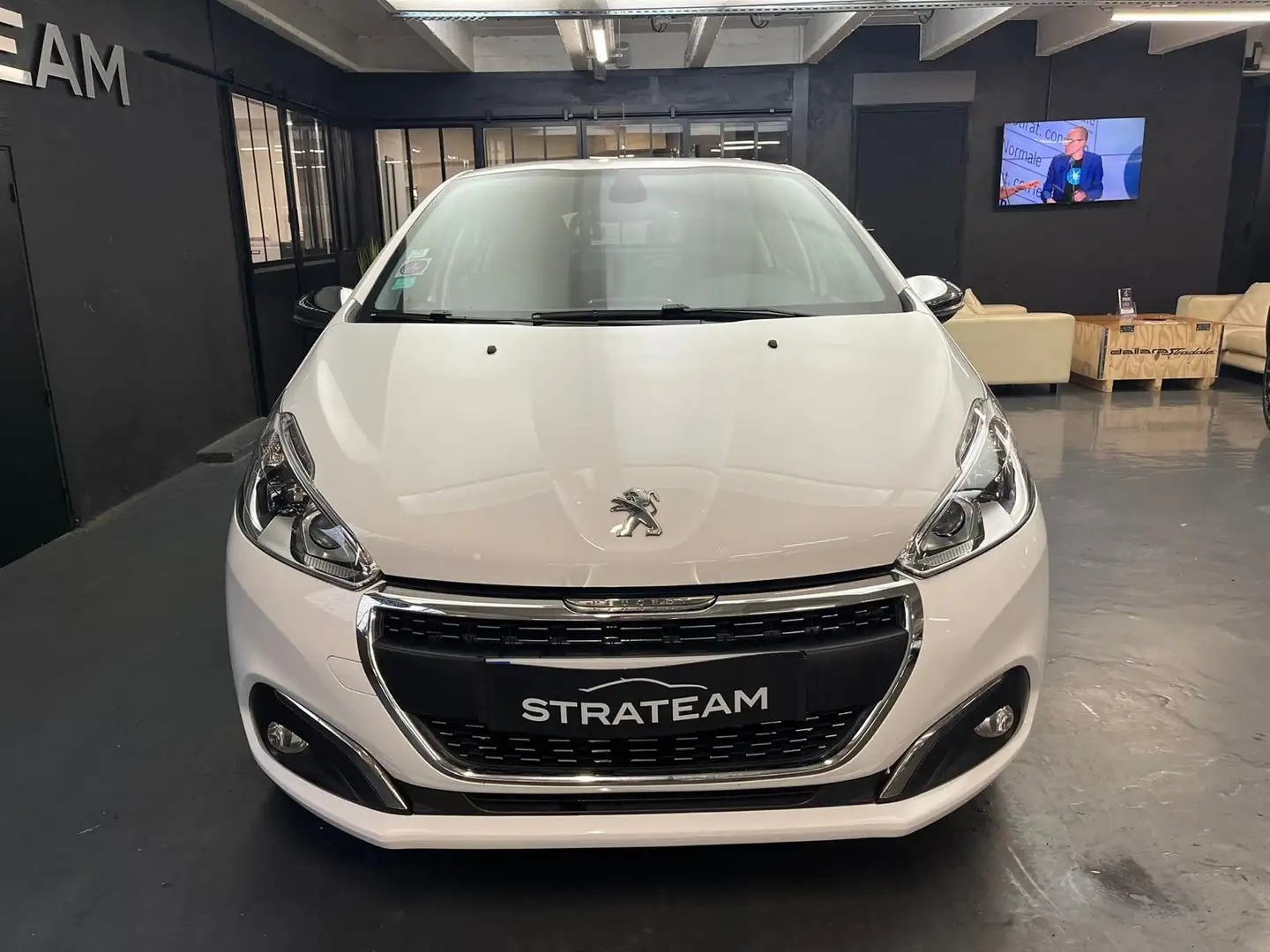 Peugeot 208 1.2 PURETECH 82CV Allure Blanc - 2