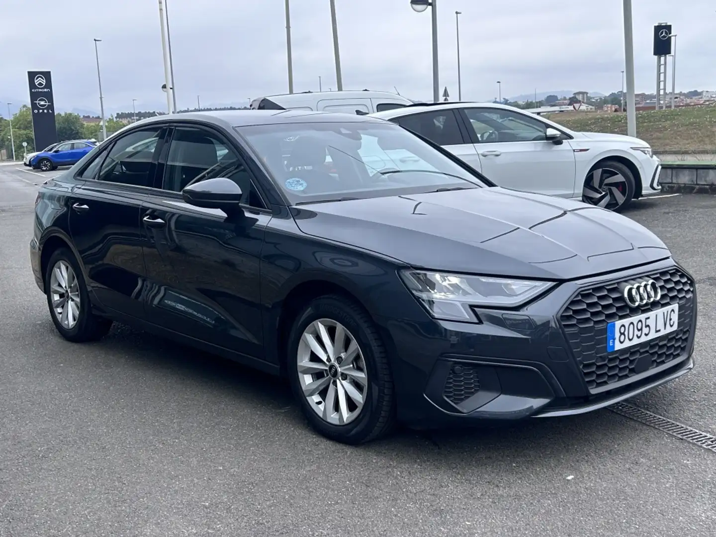 Audi A3 Sedán 35TDI Advanced S tronic Gris - 2
