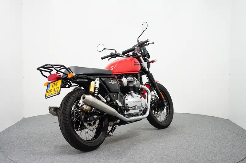 Royal Enfield Interceptor - foto 8
