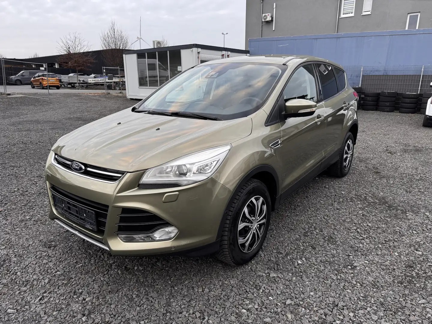 Ford Kuga Titanium Automatik Verde - 1