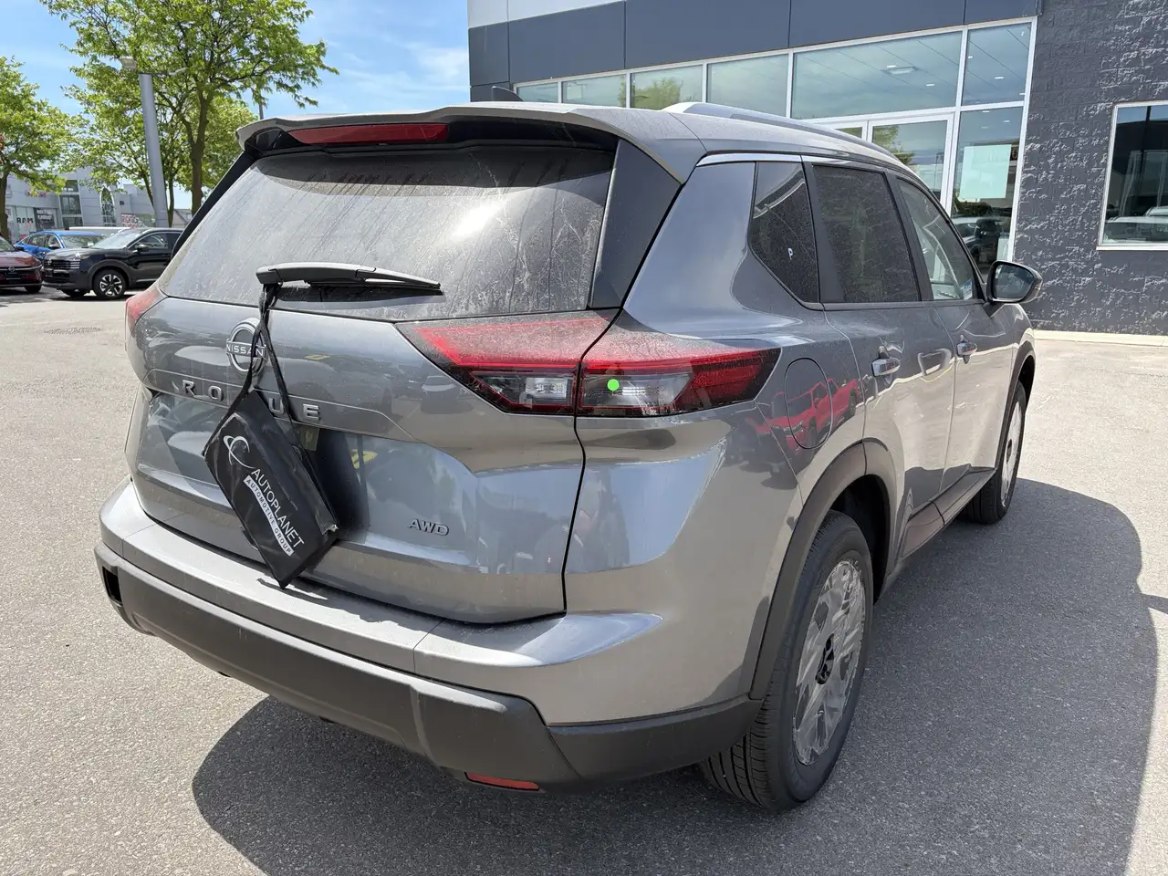 Nissan Rogue снимка Nissan Rogue