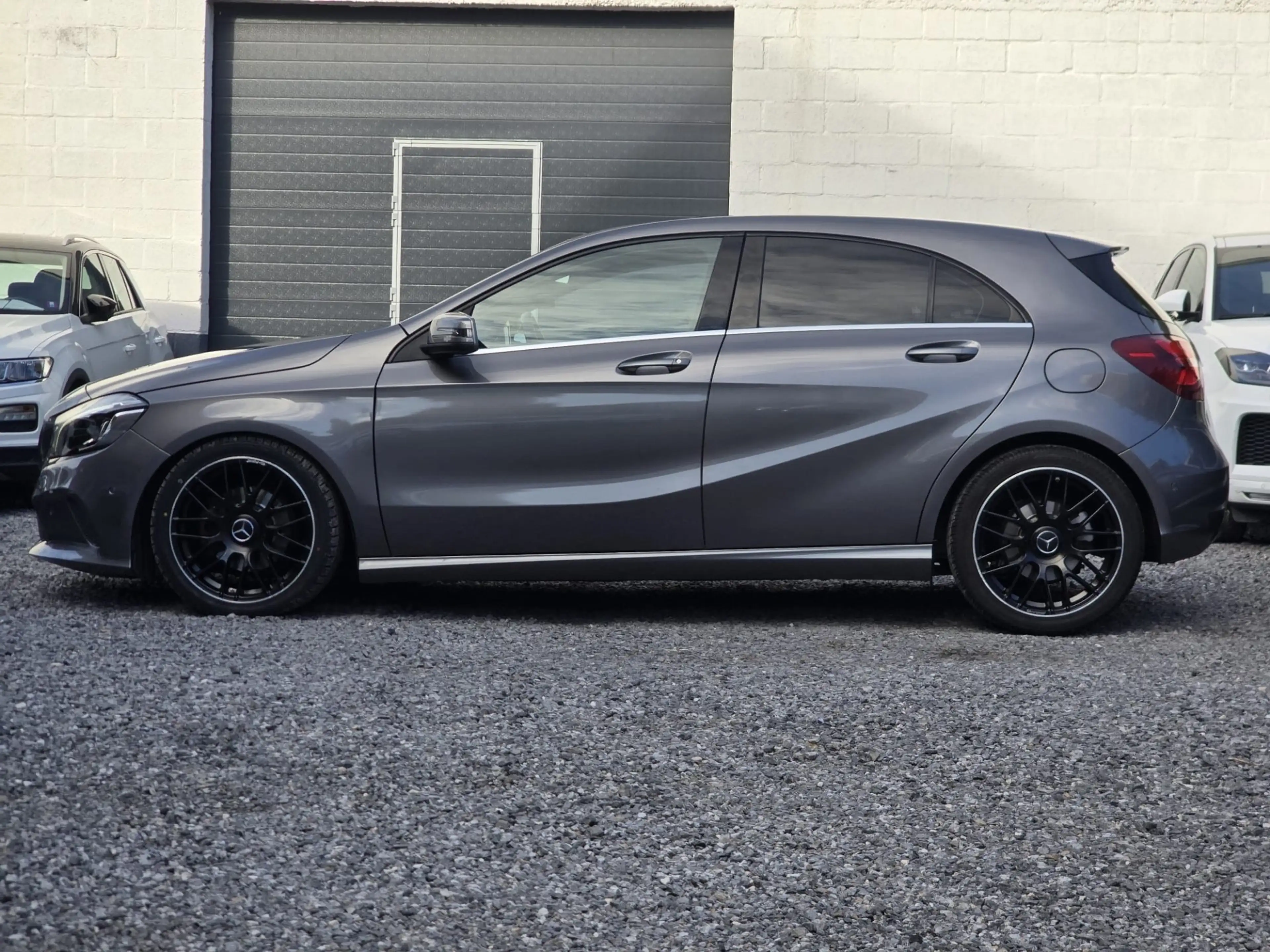 Mercedes-Benz A 200 HARMAN K * CUIR CHAUFFANT * CAMERA * — photo 3