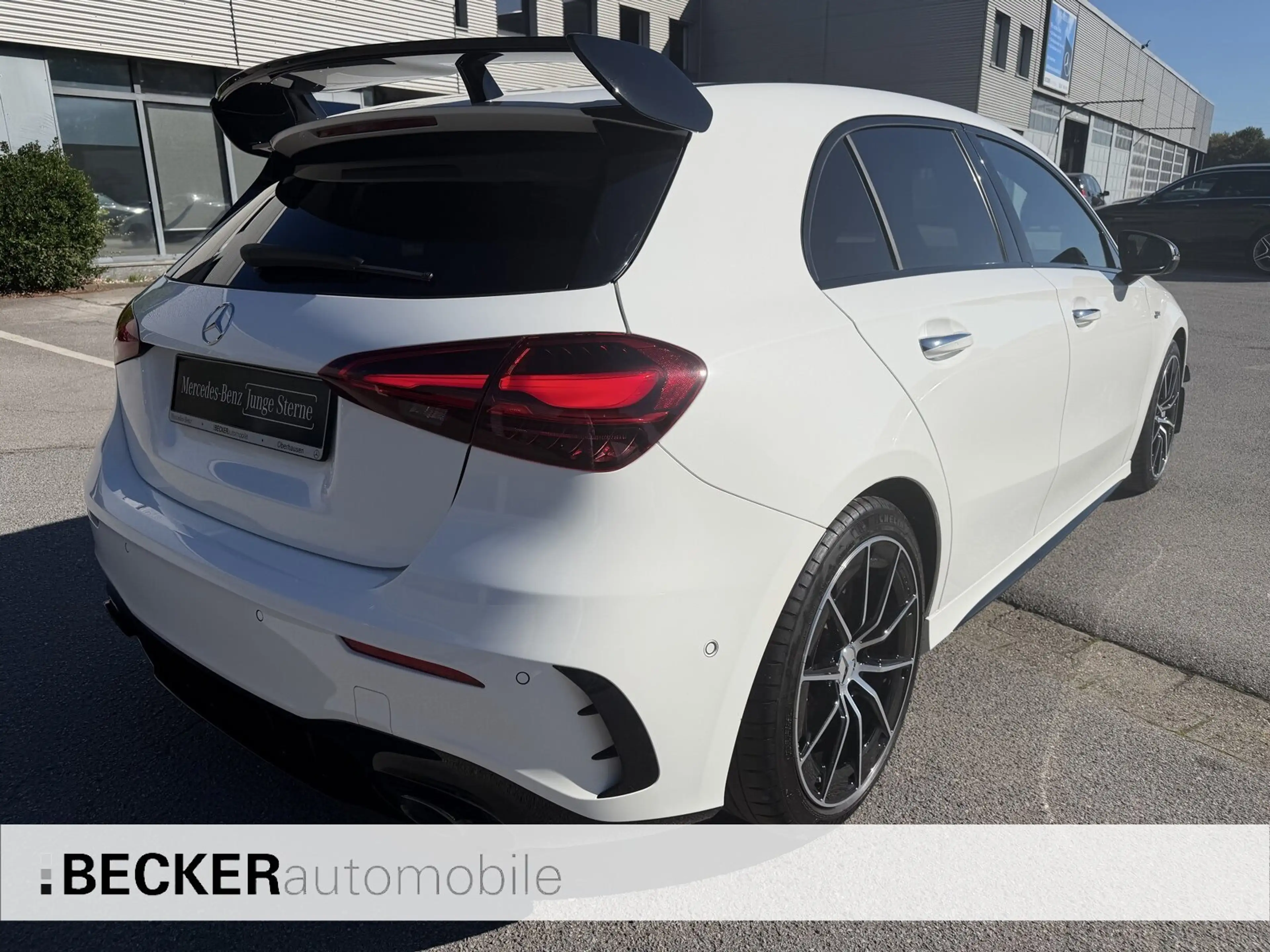 Mercedes-Benz A 35 AMG 4M AERODYNAMIK-PAKET NIGHT MULTIBEAM TOTWINKEL LED — photo 9