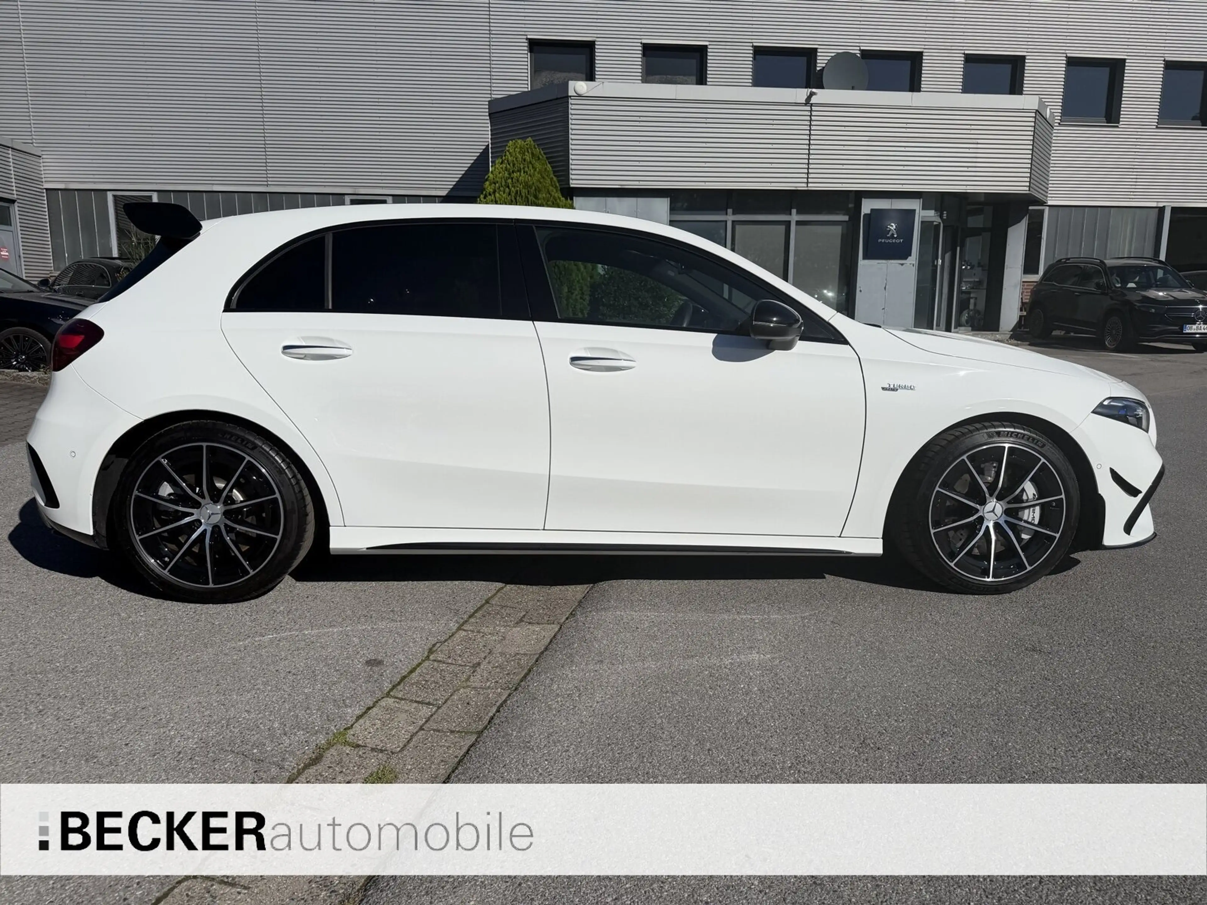 Mercedes-Benz A 35 AMG 4M AERODYNAMIK-PAKET NIGHT MULTIBEAM TOTWINKEL LED — photo 8