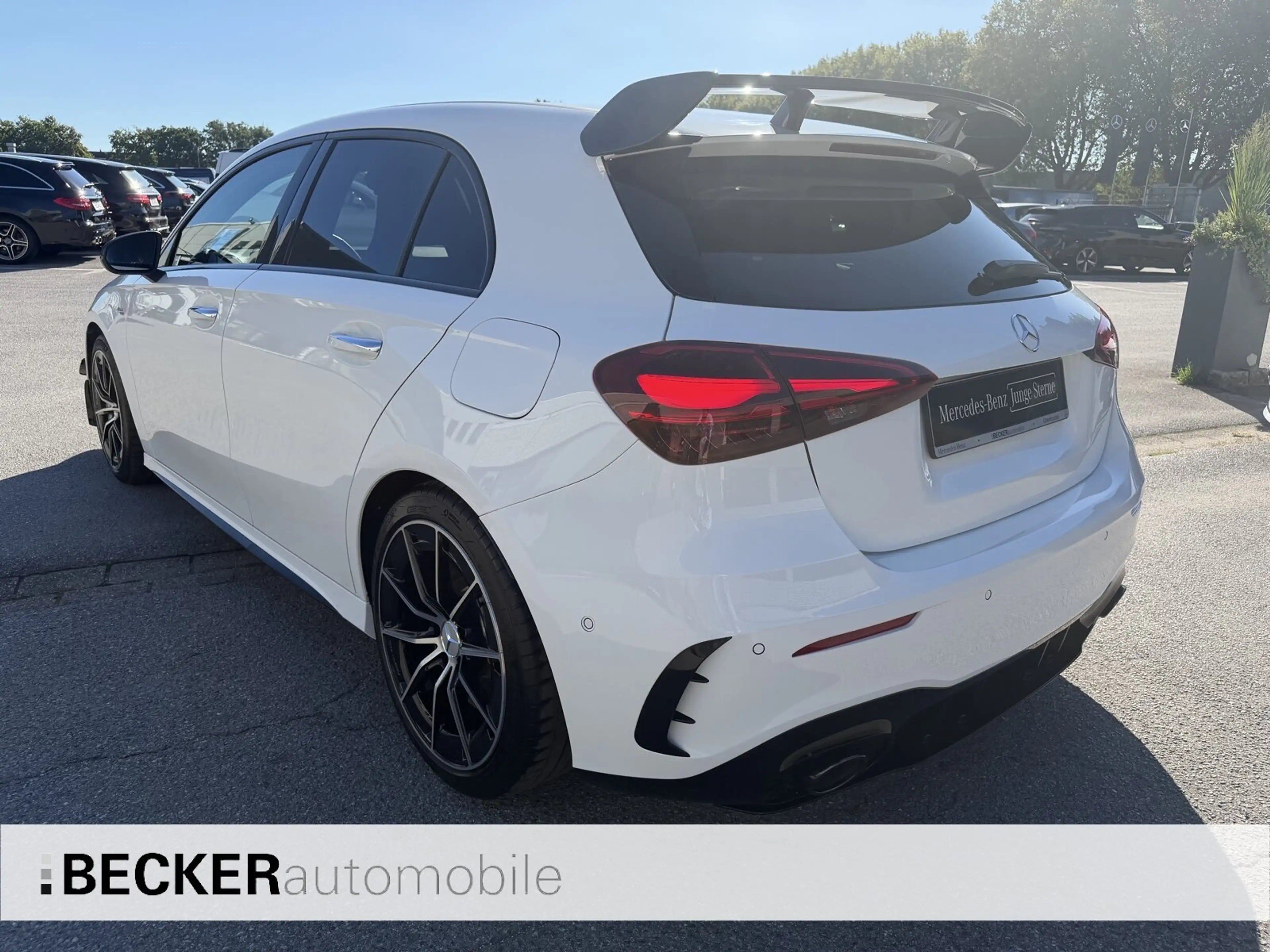 Mercedes-Benz A 35 AMG 4M AERODYNAMIK-PAKET NIGHT MULTIBEAM TOTWINKEL LED — photo 11