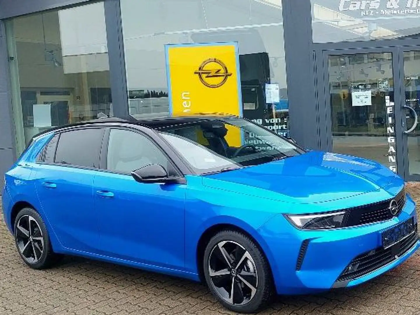 Opel Astra Elegance  Alufelgen Navi Bluetooth - 2