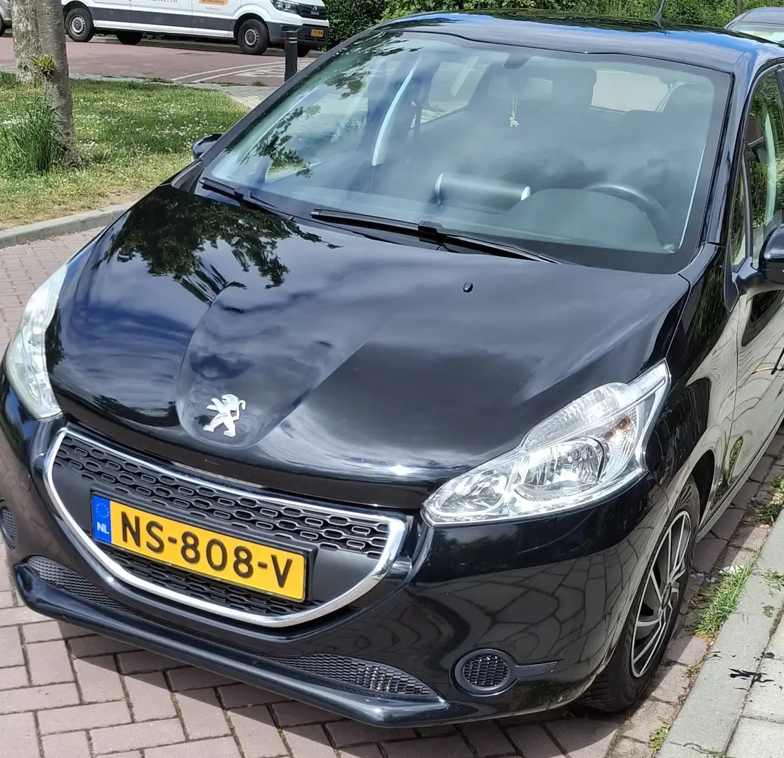 Peugeot 208 82 VTI Active Zwart - 2