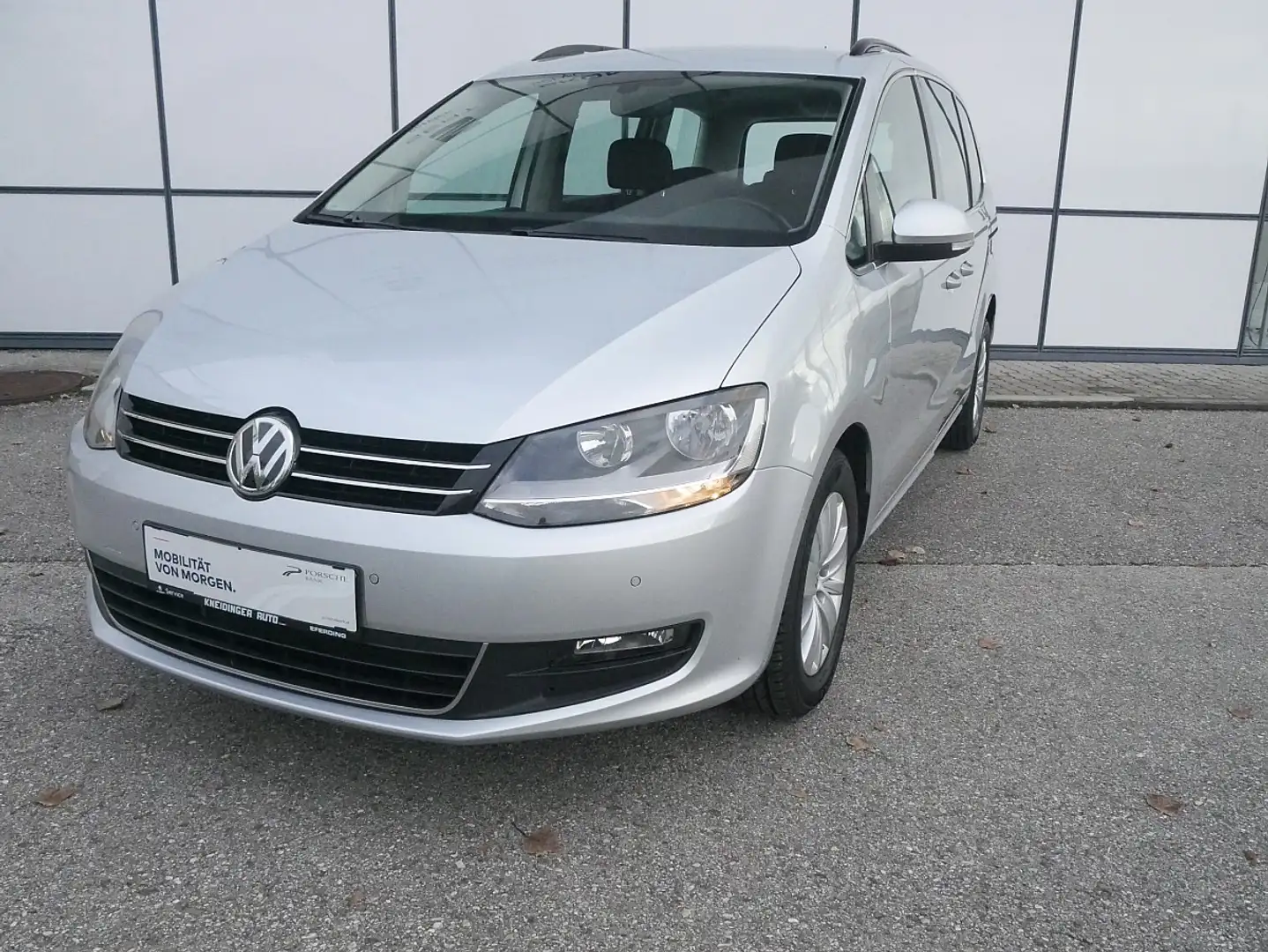 Volkswagen Sharan Comfortline SCR 2,0 TDI DSG, Tempomat, Klima, B... Silber - 2