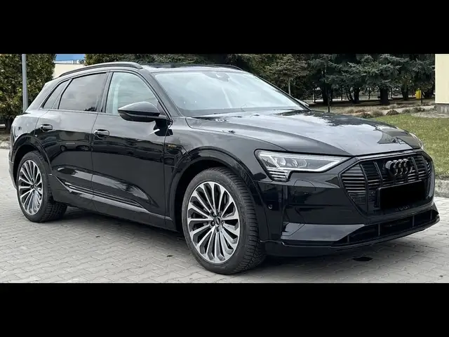 Audi e-tron 55 quattro S line