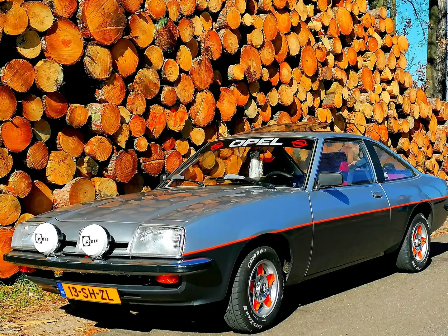 Opel Manta 1200S Šedá - 1