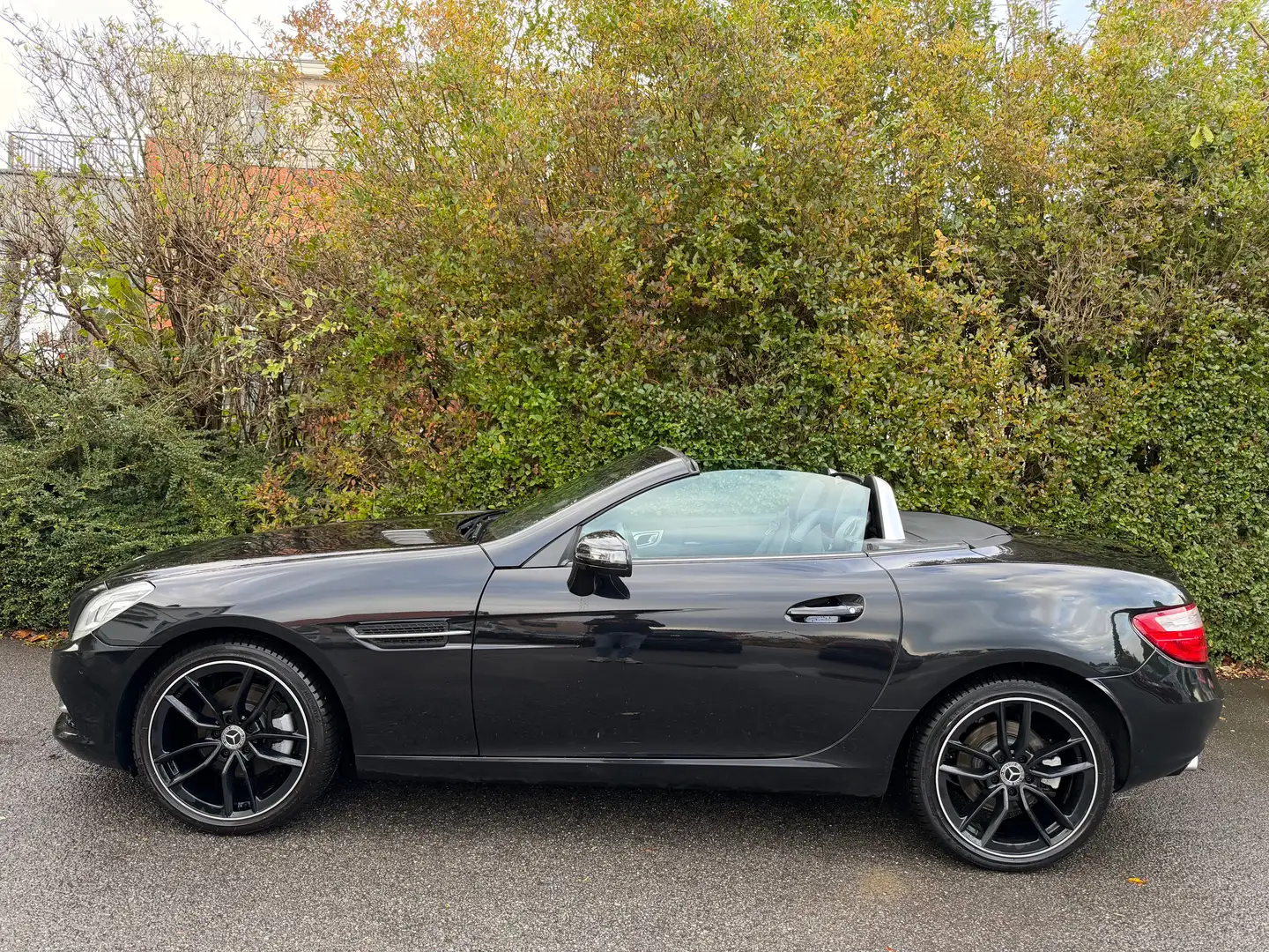 Mercedes-Benz SLK 200 BOÎTE AUTO+NAVI+CUIR+AIRSCARF+AIRCO+CRUISE Noir - 2