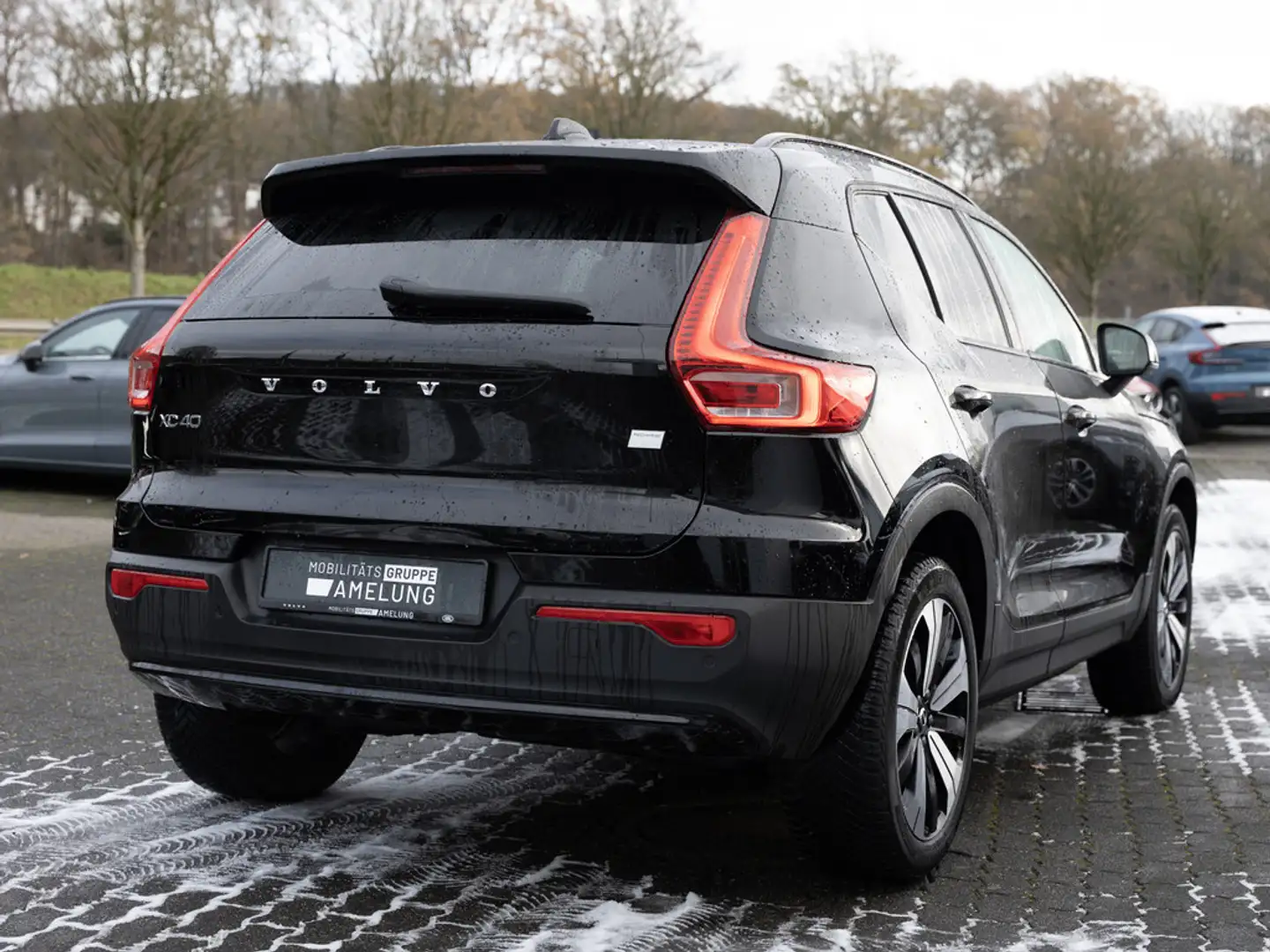 Volvo XC40 Core Recharge Pure Electric 2WD NAVI LED Schwarz - 2