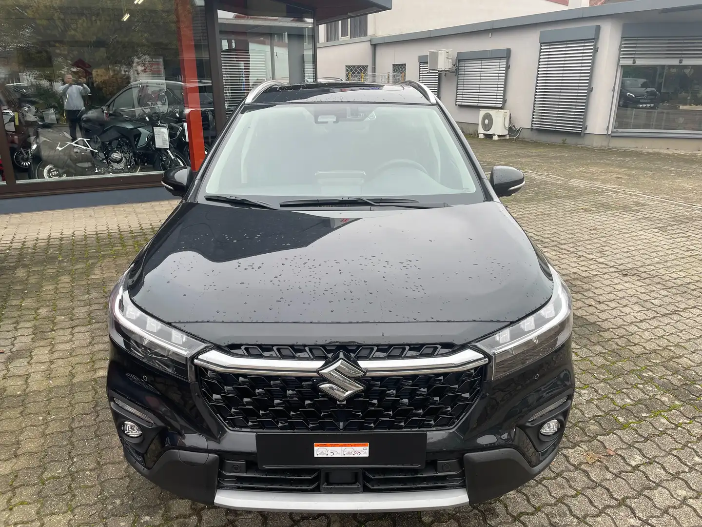 Suzuki S-Cross Comfort+, Allgrip, Panorama, Automatik Negru - 2