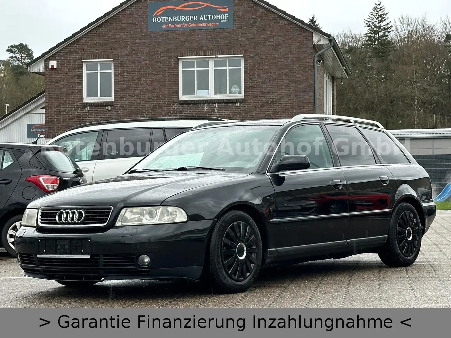 Audi A4 2.4*AVANT*KLIMAAUTOMATIK*XENON*TÜV 11/2024* Zwart - 2
