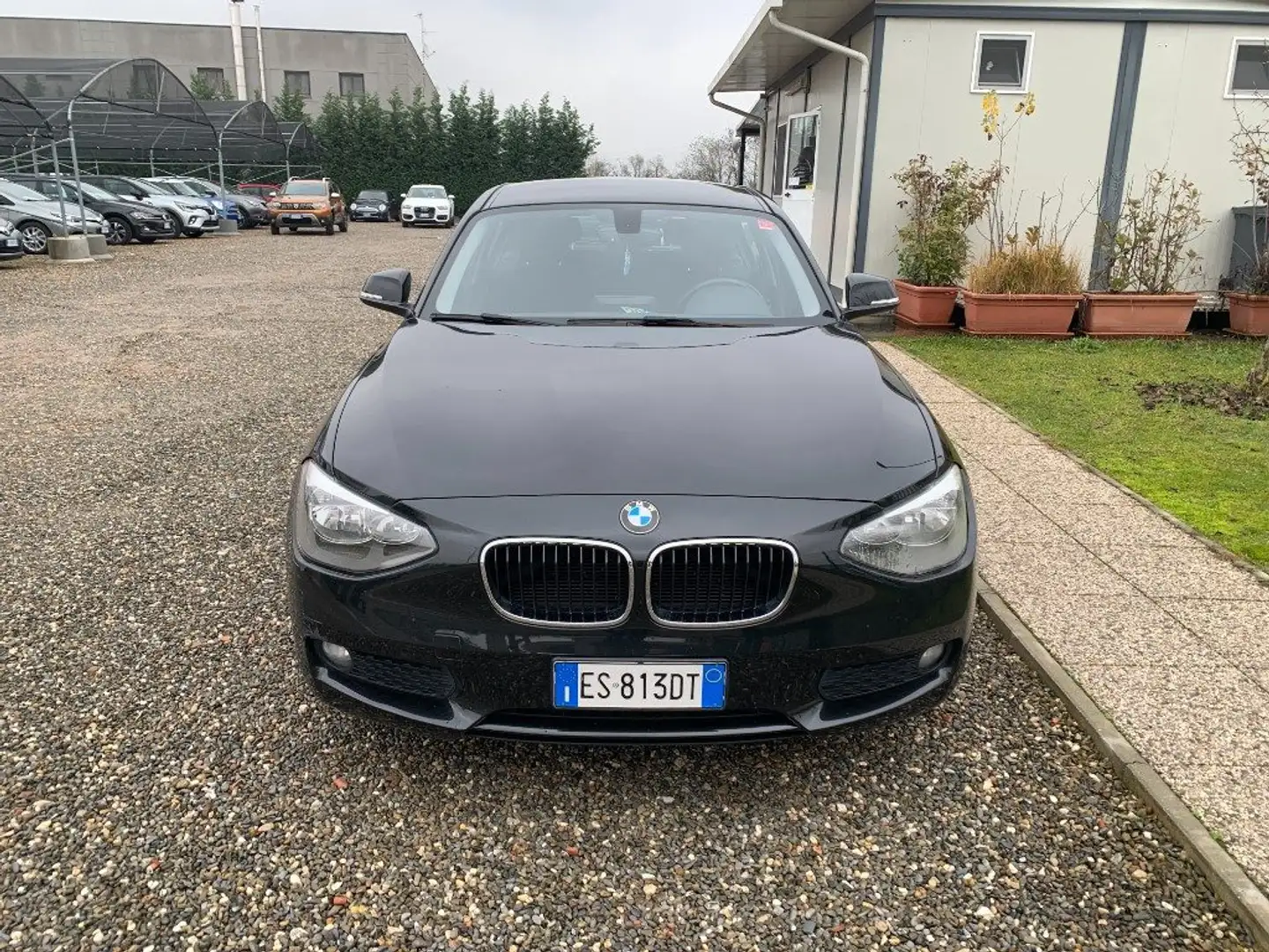 BMW 118 d 5p. Unique Black - 2