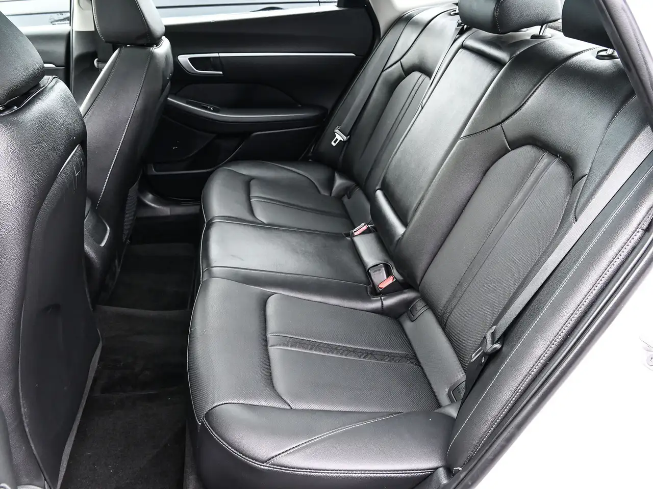 Hyundai SONATA снимка Hyundai SONATA