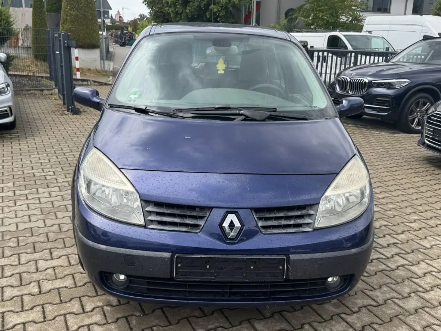Renault Grand Scenic 2.0 16V Dynamique 7 Sitze - 1