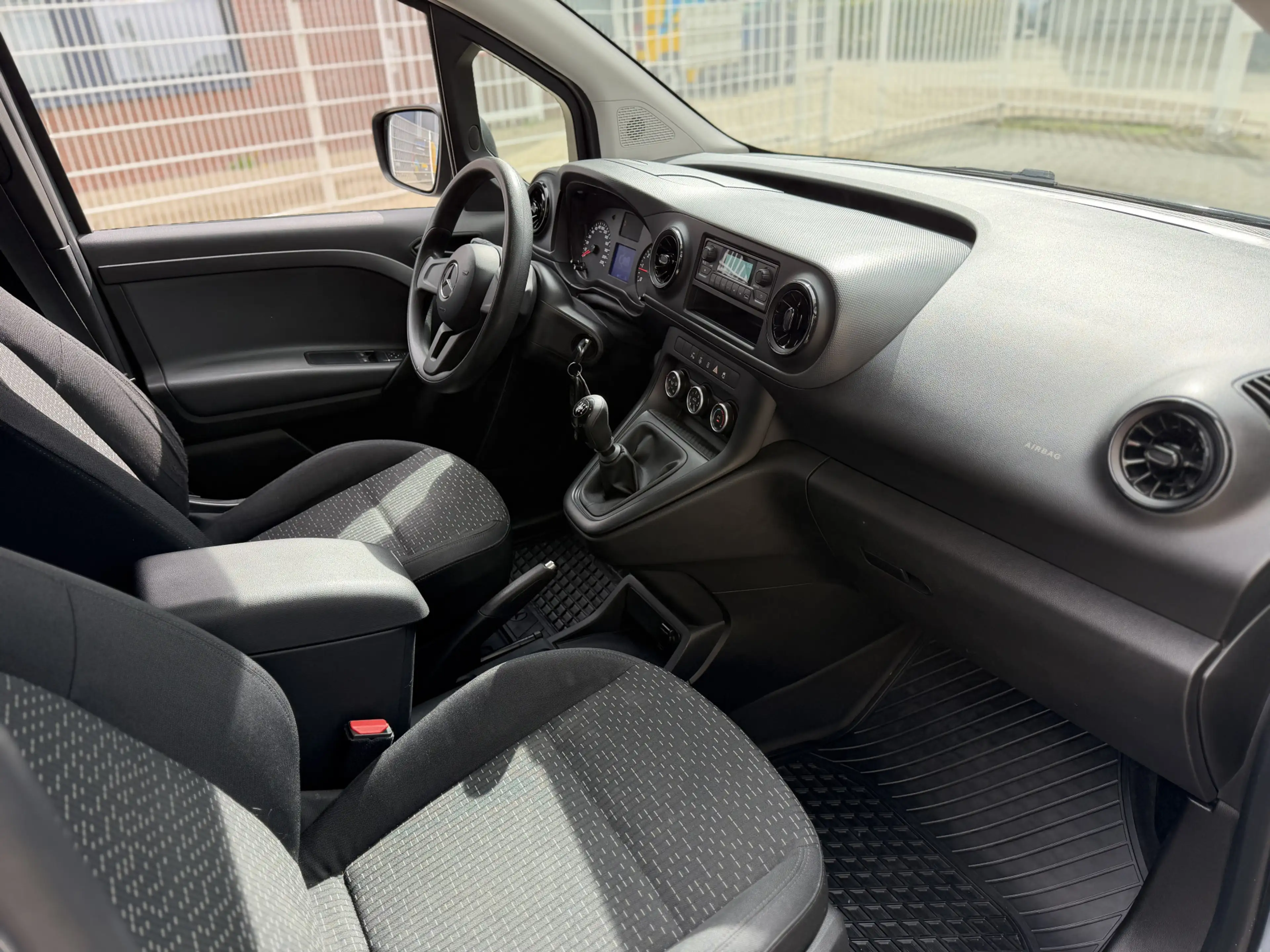 Mercedes-Benz Citan 113 Benzine Airco,Pdc,Trekhaak,Enz — photo 19