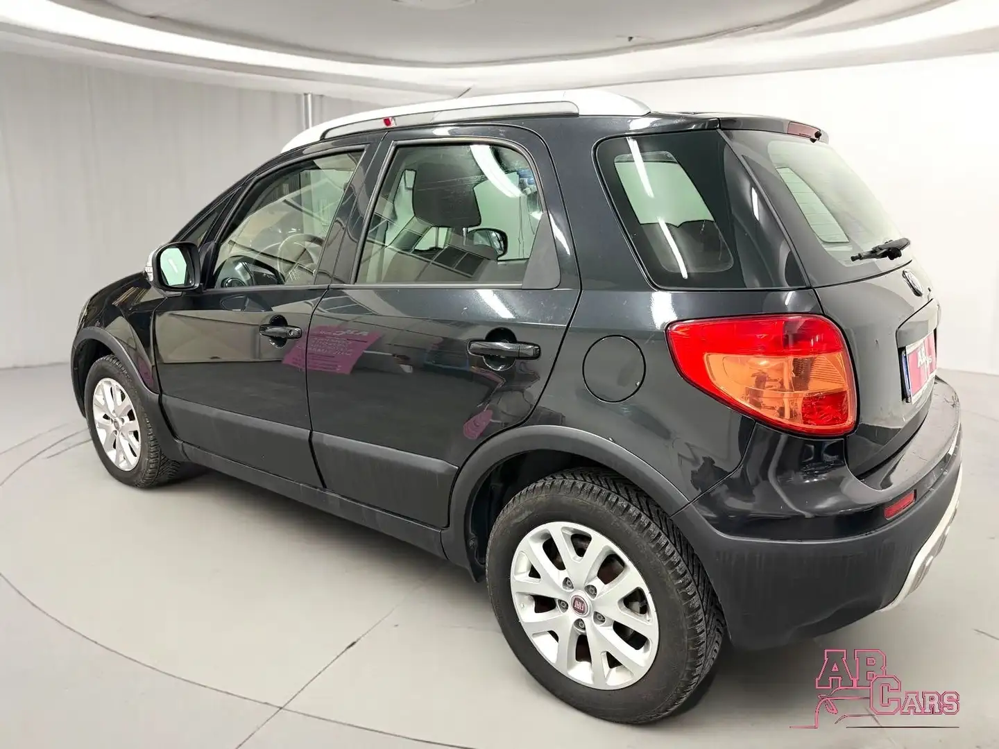 Fiat Sedici 2.0 MJT 16V DPF 4x4 Experience Czarny - 2