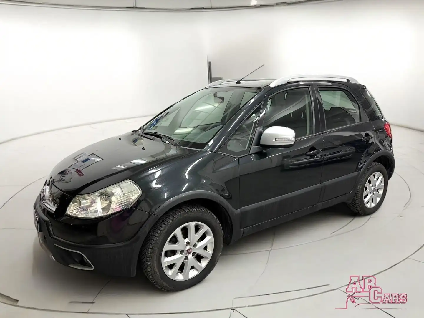 Fiat Sedici 2.0 MJT 16V DPF 4x4 Experience Czarny - 1