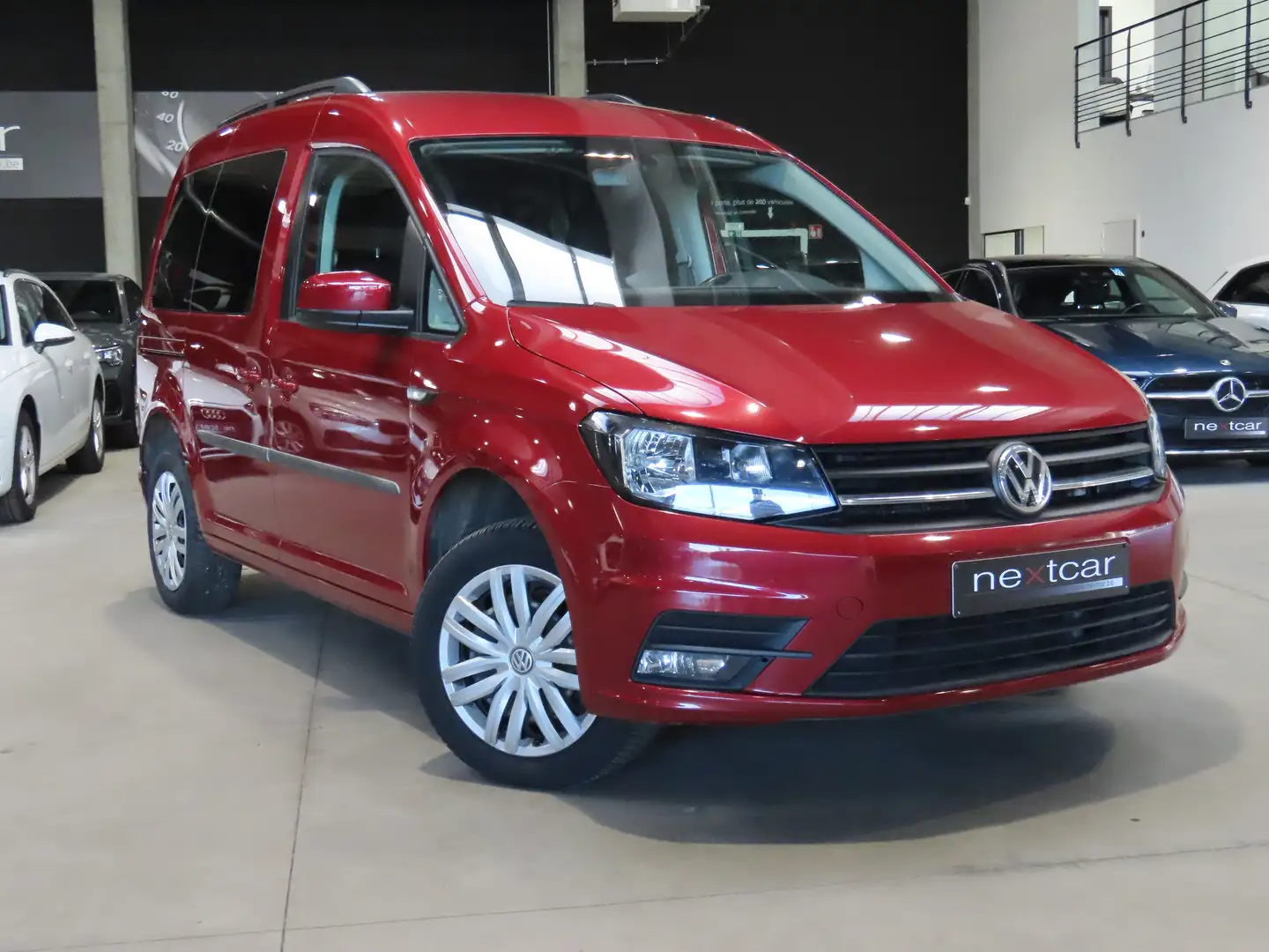 Volkswagen Caddy 1.4TSI DSG Trendline *NAVI-CRUISE-BLUETOOTH-PDC* Rouge - 2