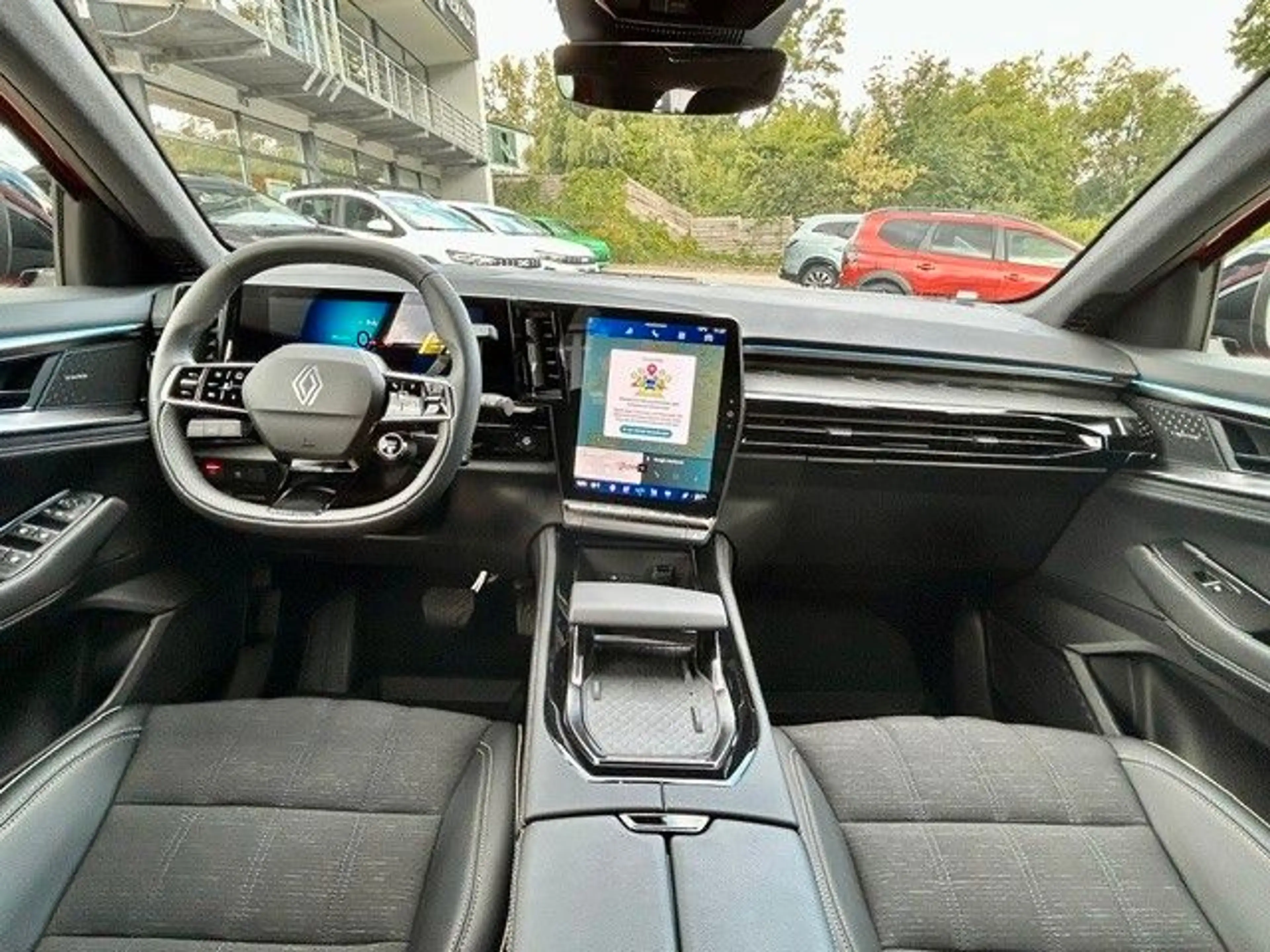 Renault Austral Iconic E-Tech Full Hybrid 200 — photo 11