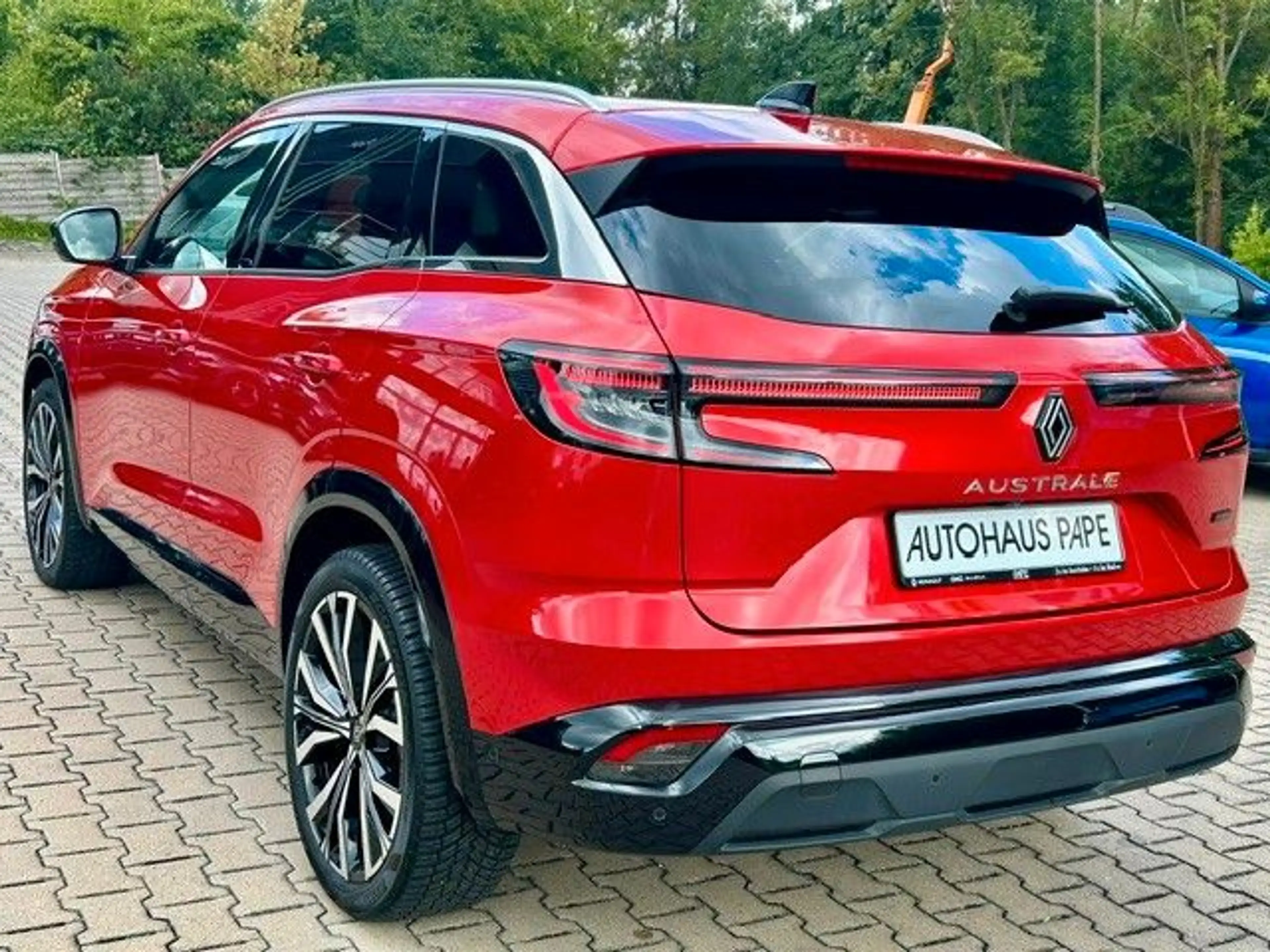 Renault Austral Iconic E-Tech Full Hybrid 200 — photo 3