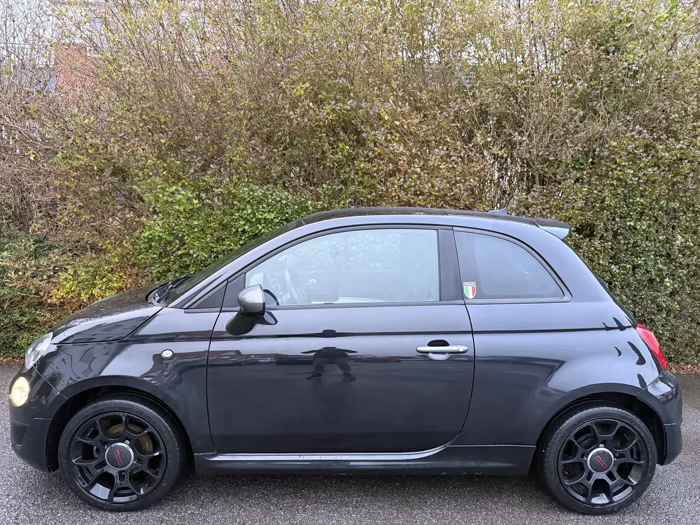 Fiat 500 1.2i Sport+CARPLAY+TOIT PANO+JANTES+EURO 6B Negro - 2