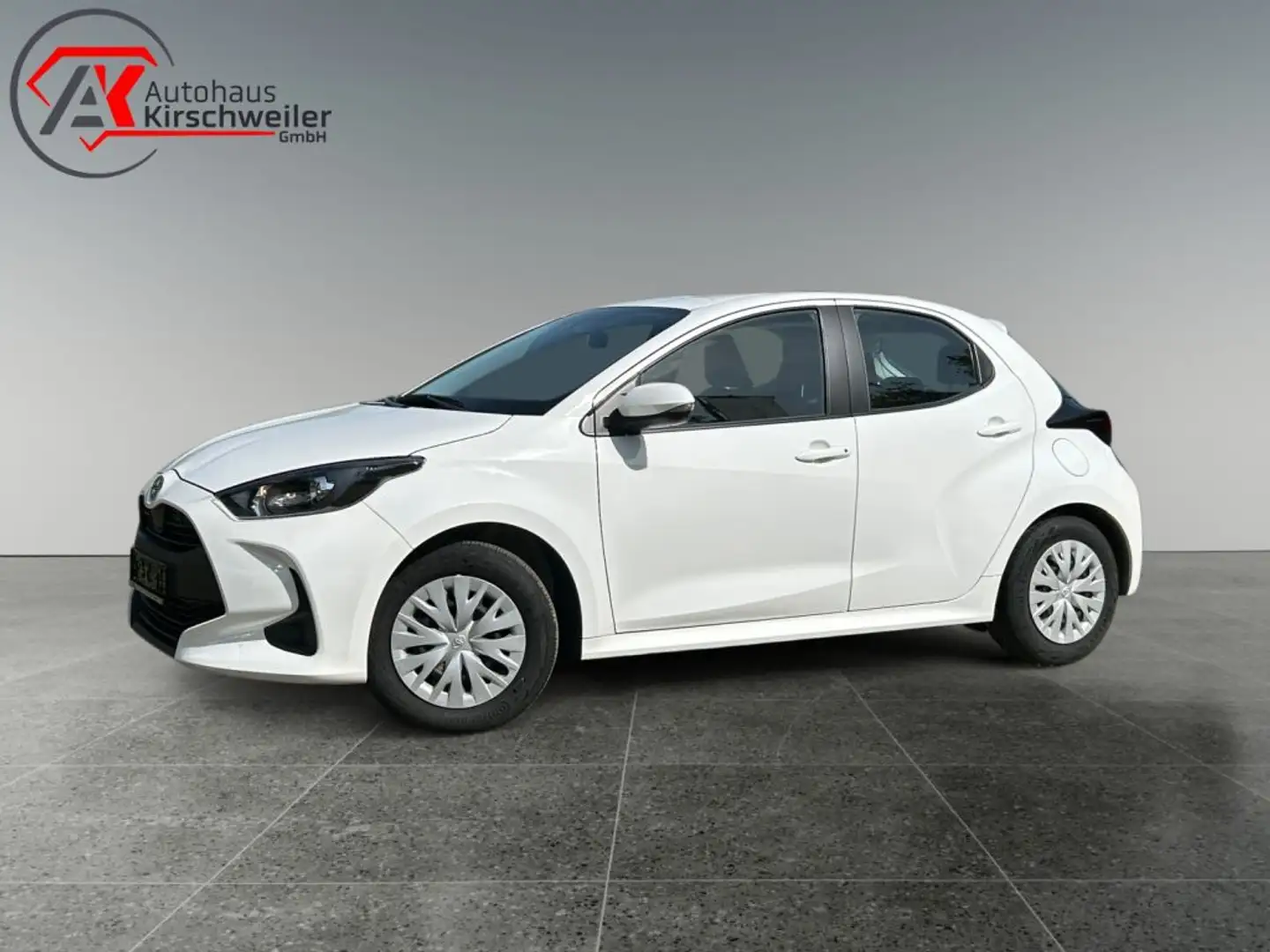 Toyota Yaris 1.0 VVT-i Comfort White - 1