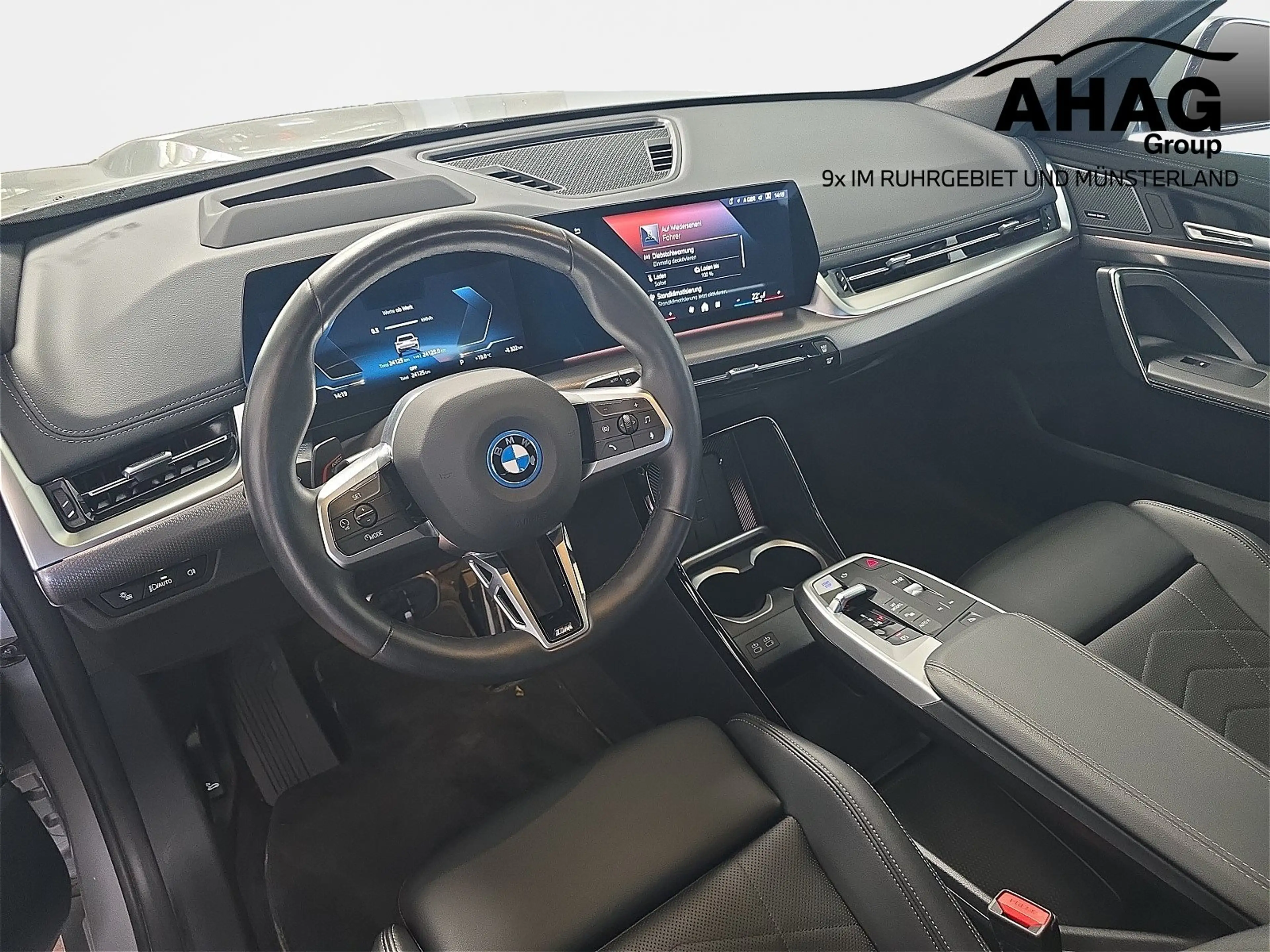 BMW iX1 xDrive30 M Sport Pro AHK H/K 360° ACC — photo 8