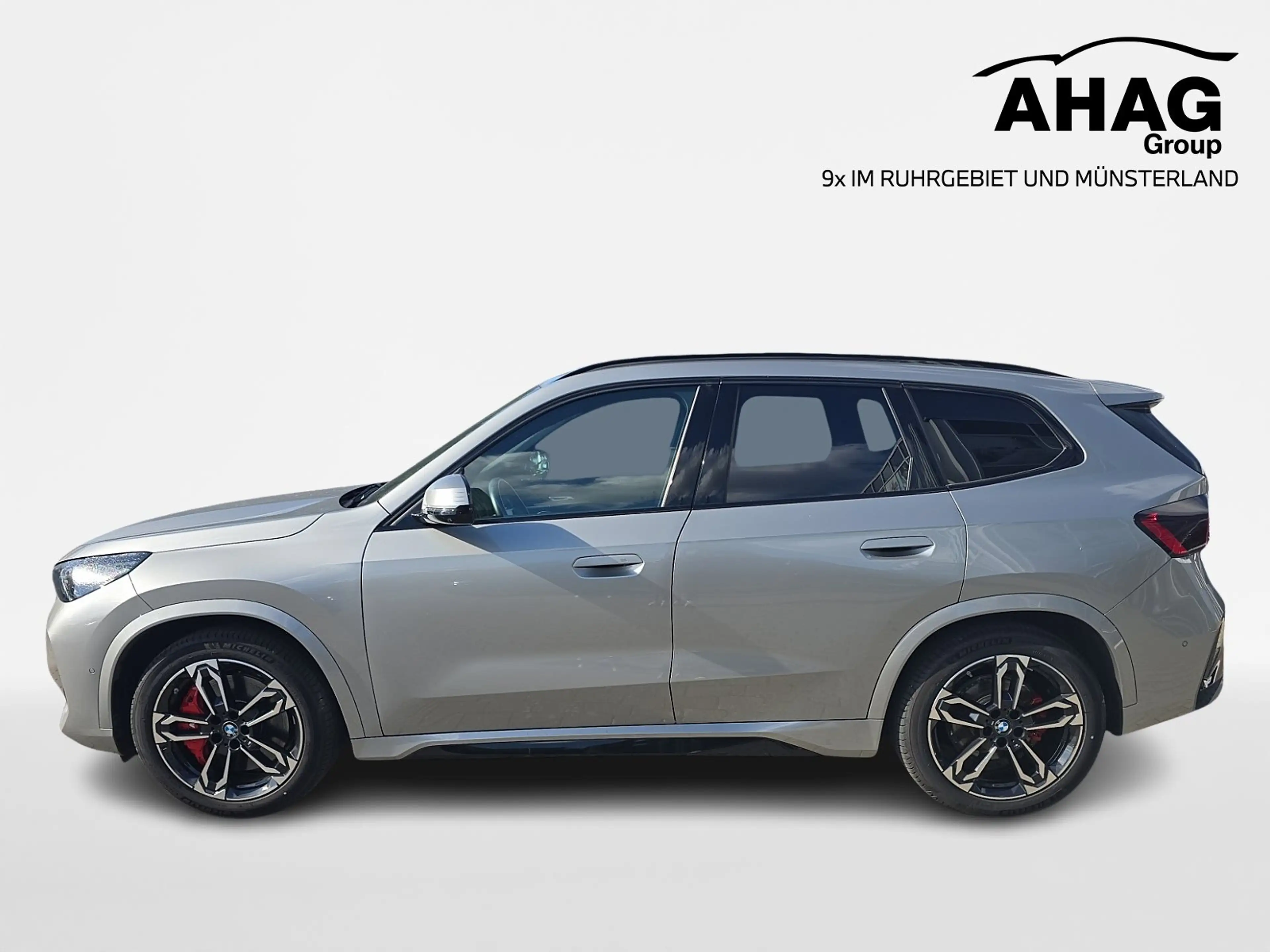 BMW iX1 xDrive30 M Sport Pro AHK H/K 360° ACC — photo 6