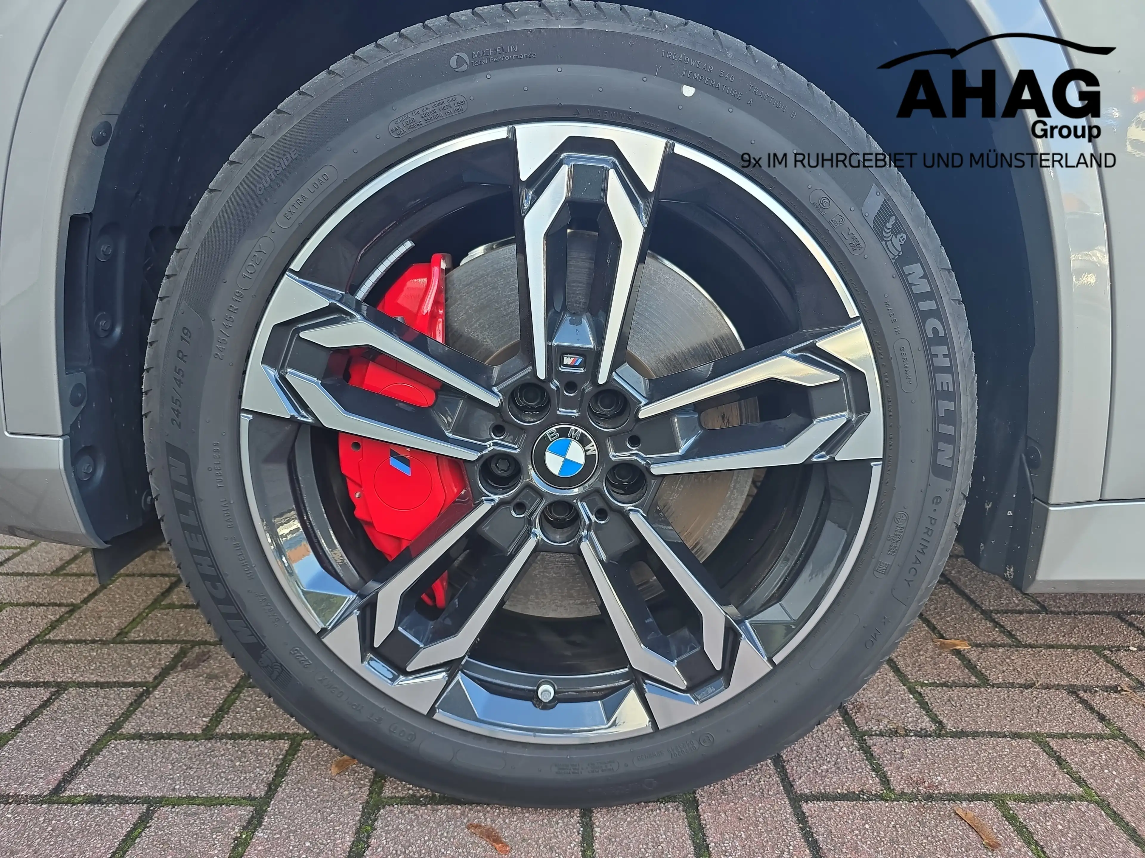 BMW iX1 xDrive30 M Sport Pro AHK H/K 360° ACC — photo 13