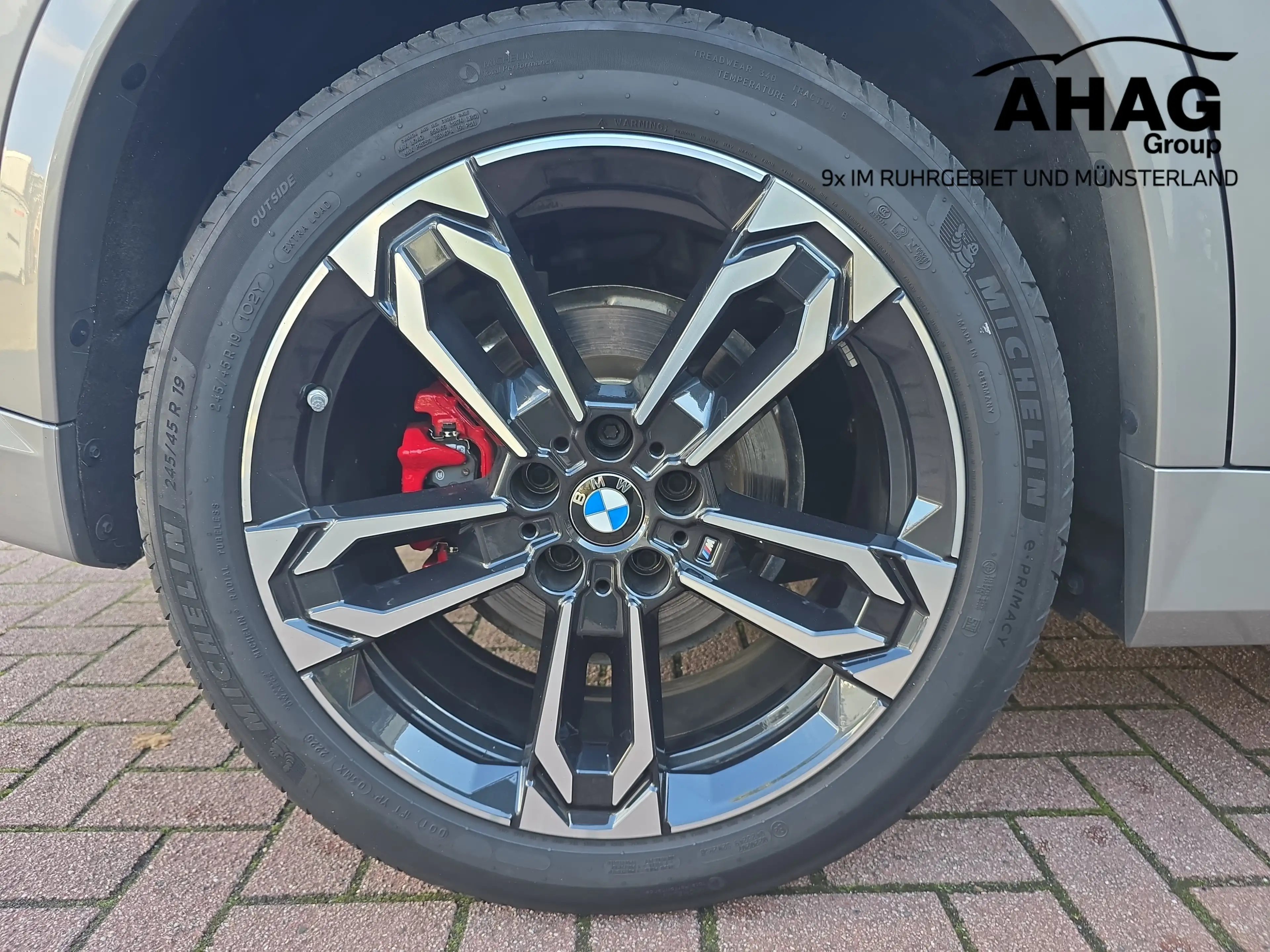 BMW iX1 xDrive30 M Sport Pro AHK H/K 360° ACC — photo 15