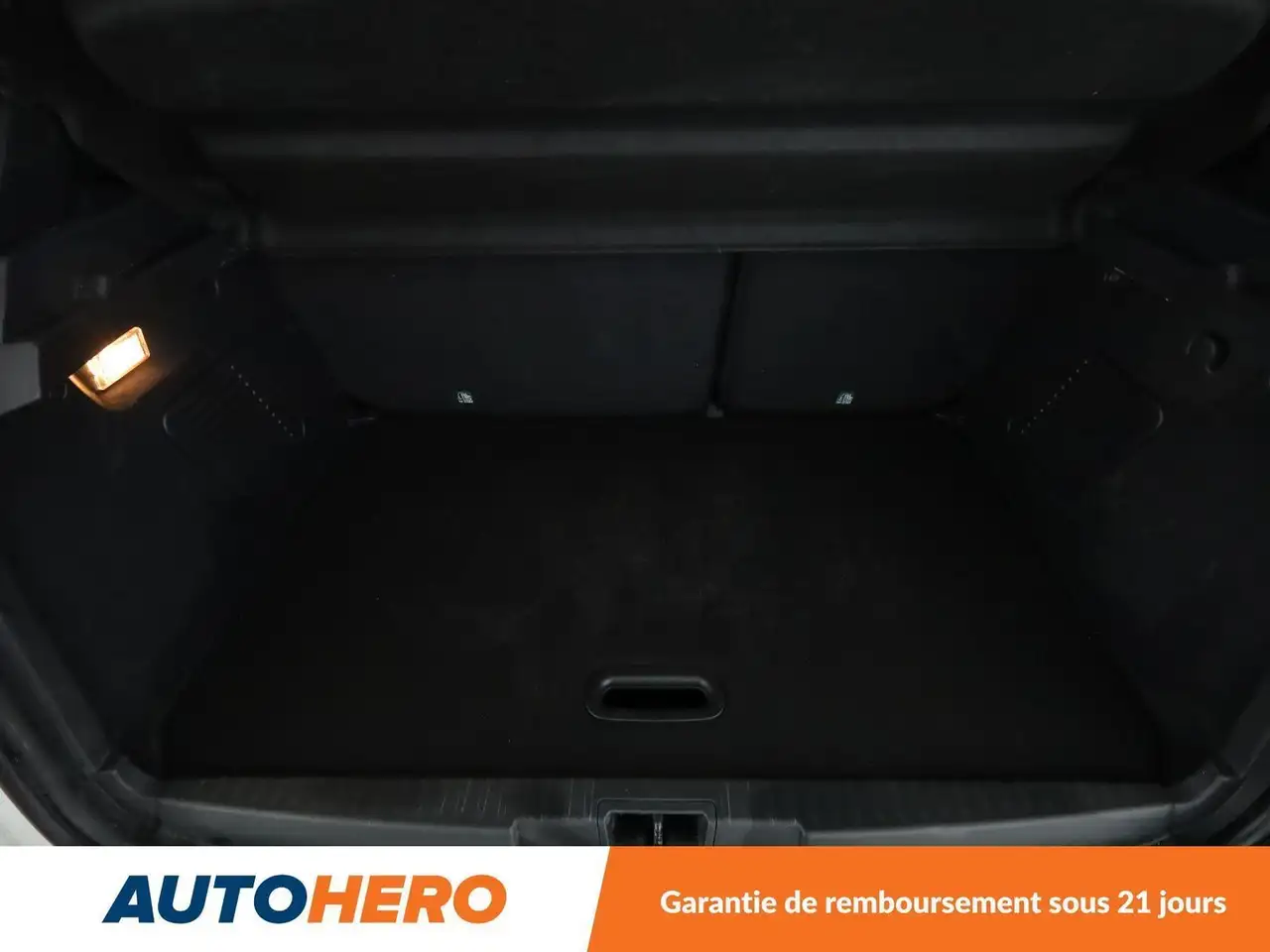 Renault Captur — photo 17