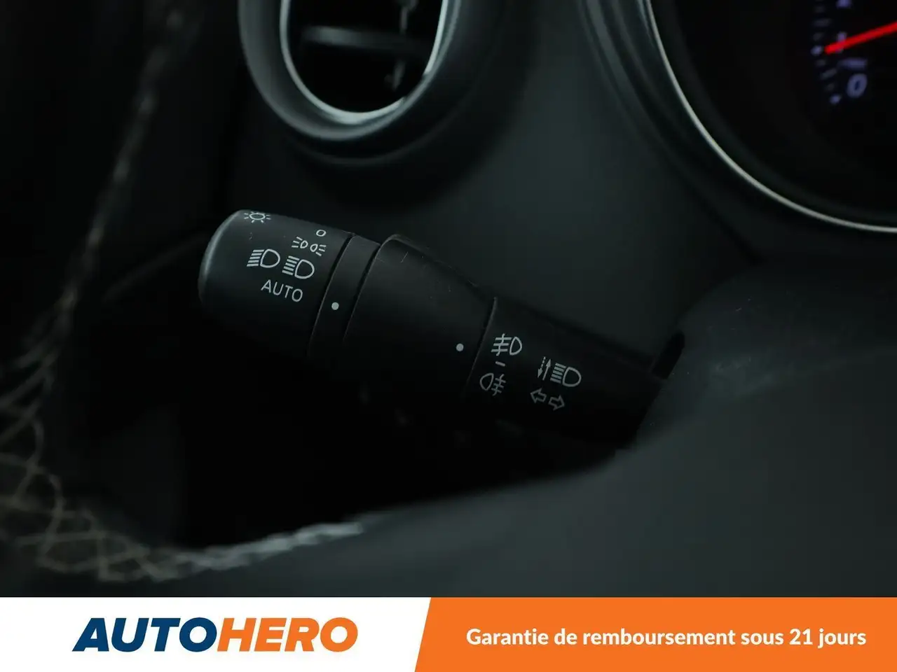 Renault Captur — photo 20