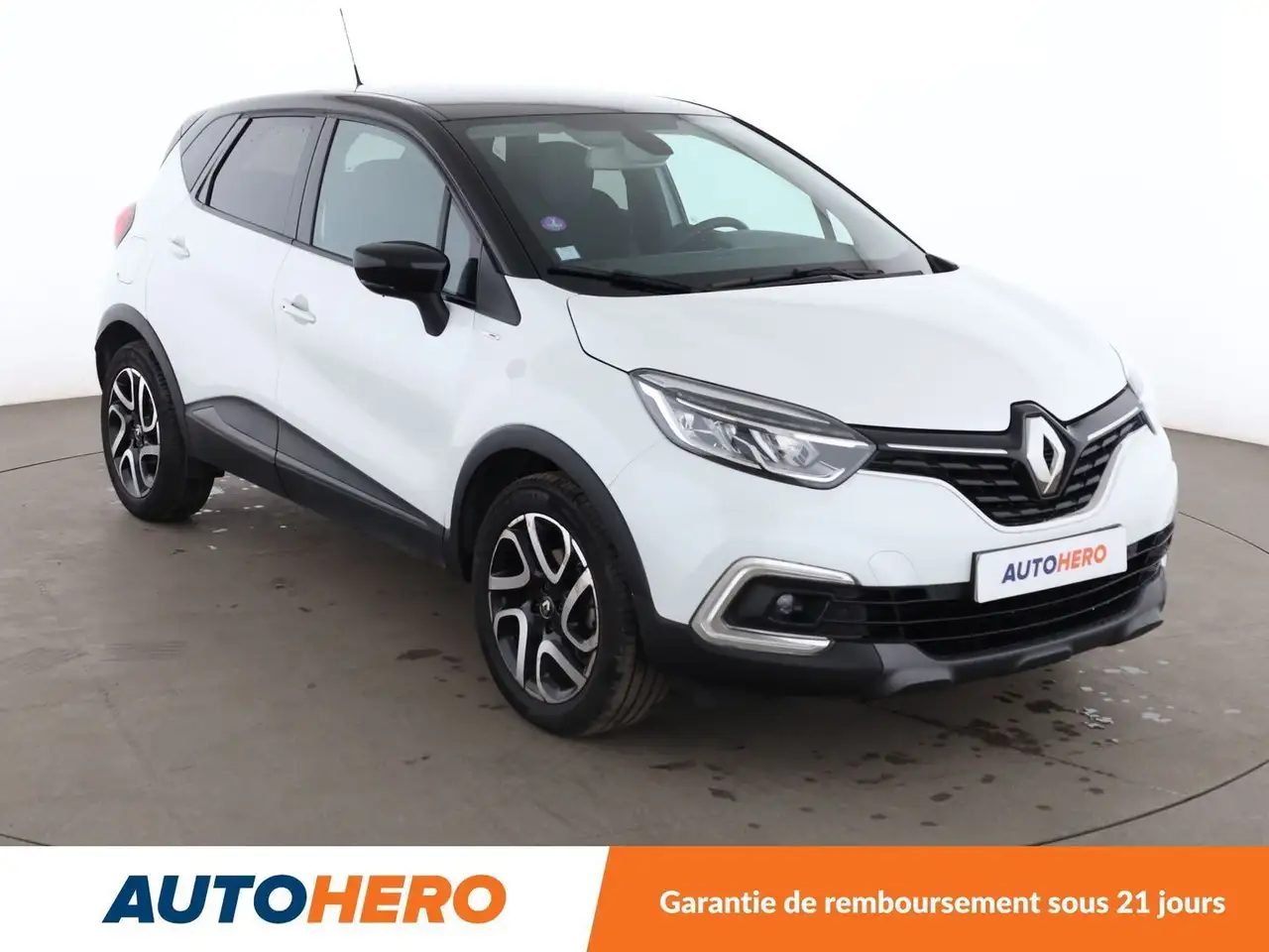 Renault Captur — photo 8