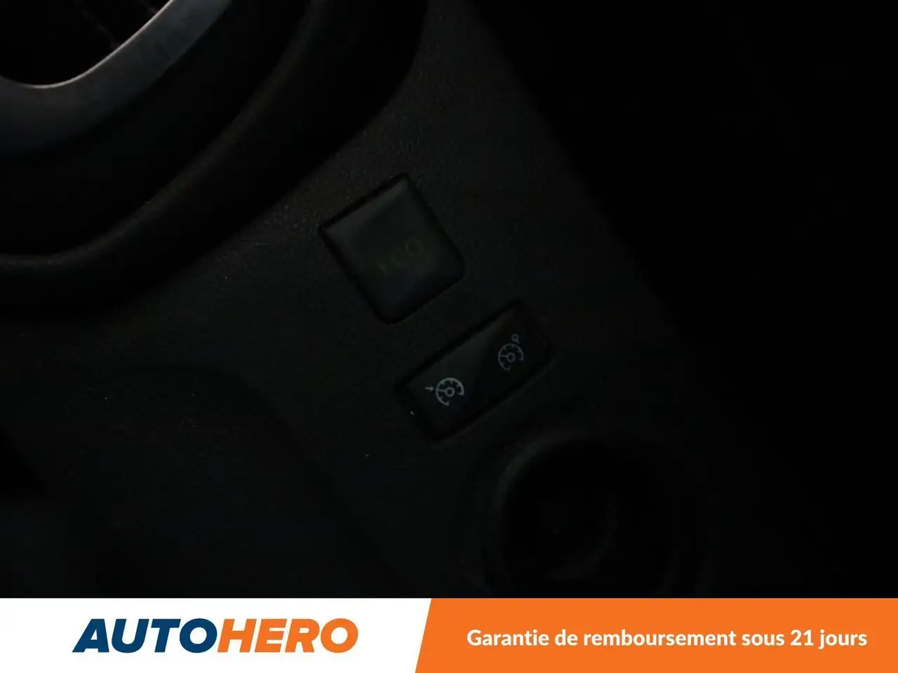 Renault Captur — photo 29