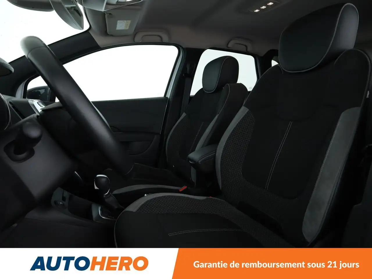 Renault Captur — photo 10