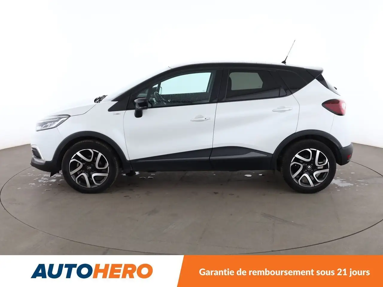 Renault Captur — photo 3