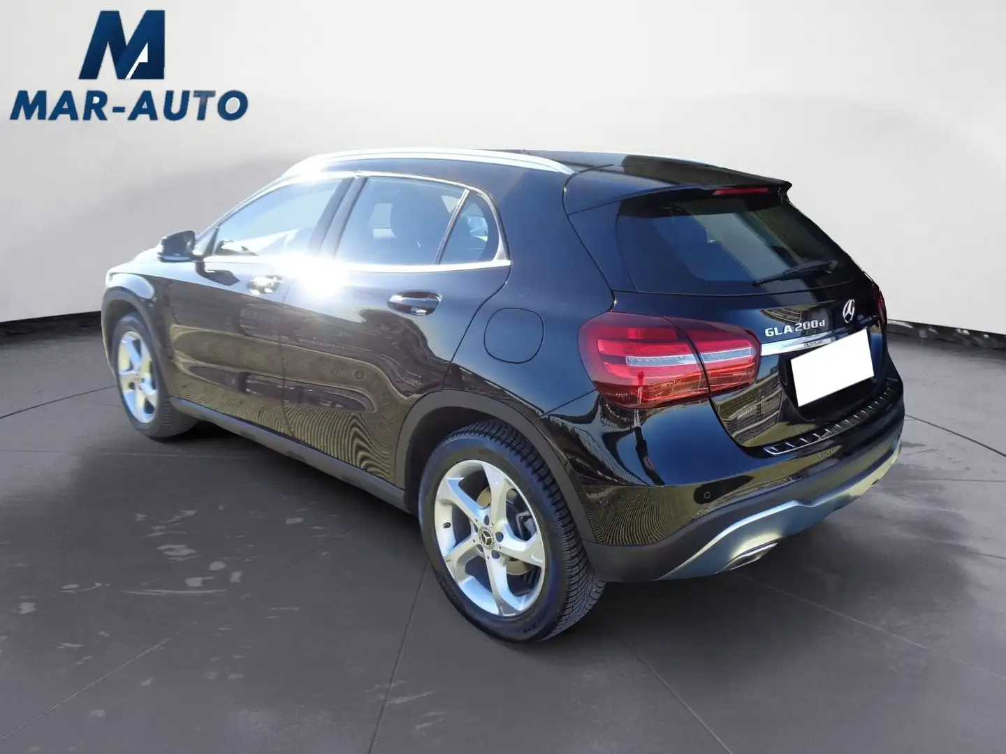 Mercedes-Benz GLA 200 GLA 200 d Automatic Sport Nero - 2
