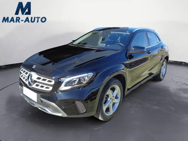 Mercedes-Benz GLA 200 GLA 200 d Automatic Sport