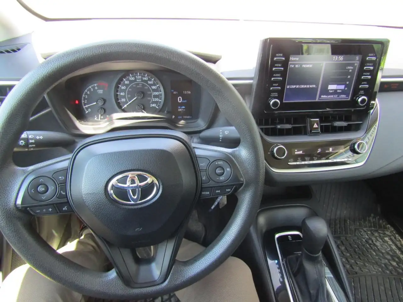 Toyota Corolla photo Toyota Corolla