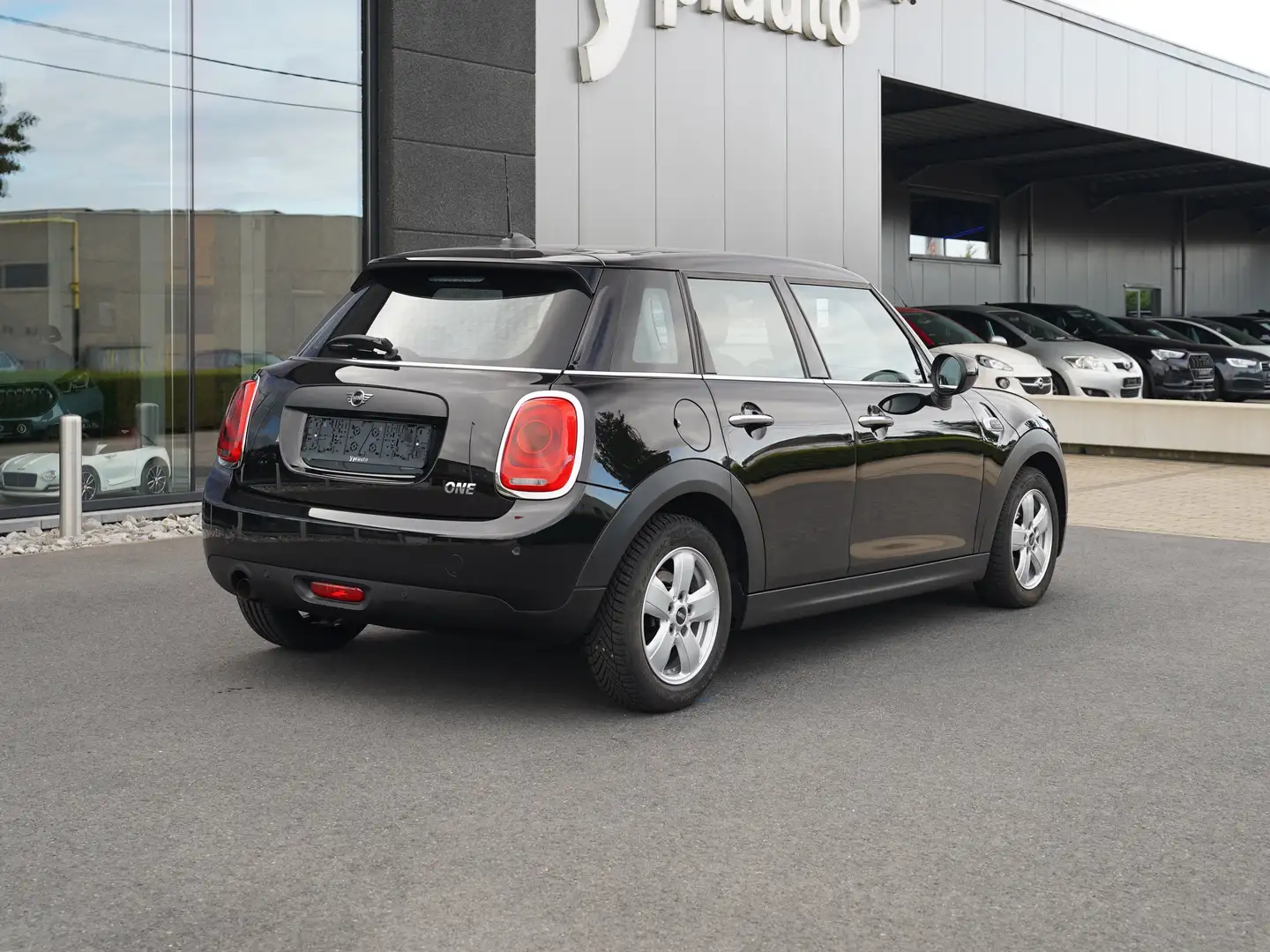 MINI One 1.5i Navigatie DAB 15"Alu PDC Cruise Bleutooth Чорний - 2