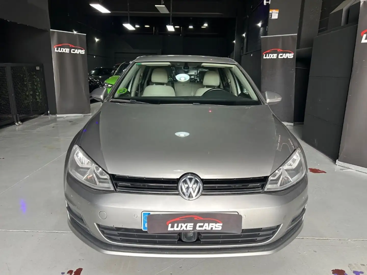 Volkswagen Golf 1.2 TSI BMT Edition 105 Grau - 2