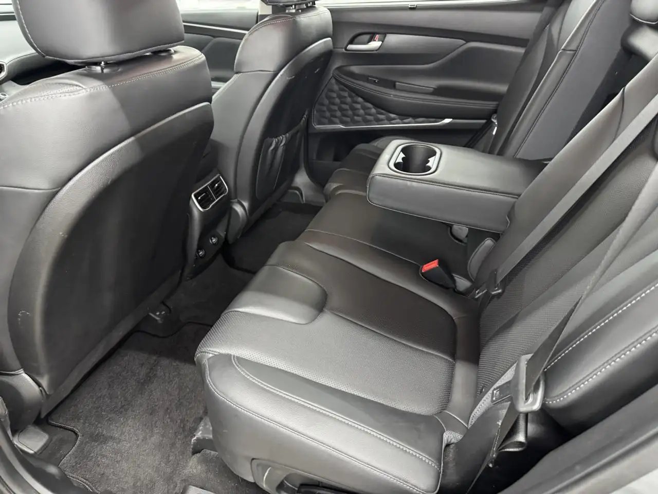 Hyundai SANTA FE снимка Hyundai SANTA FE