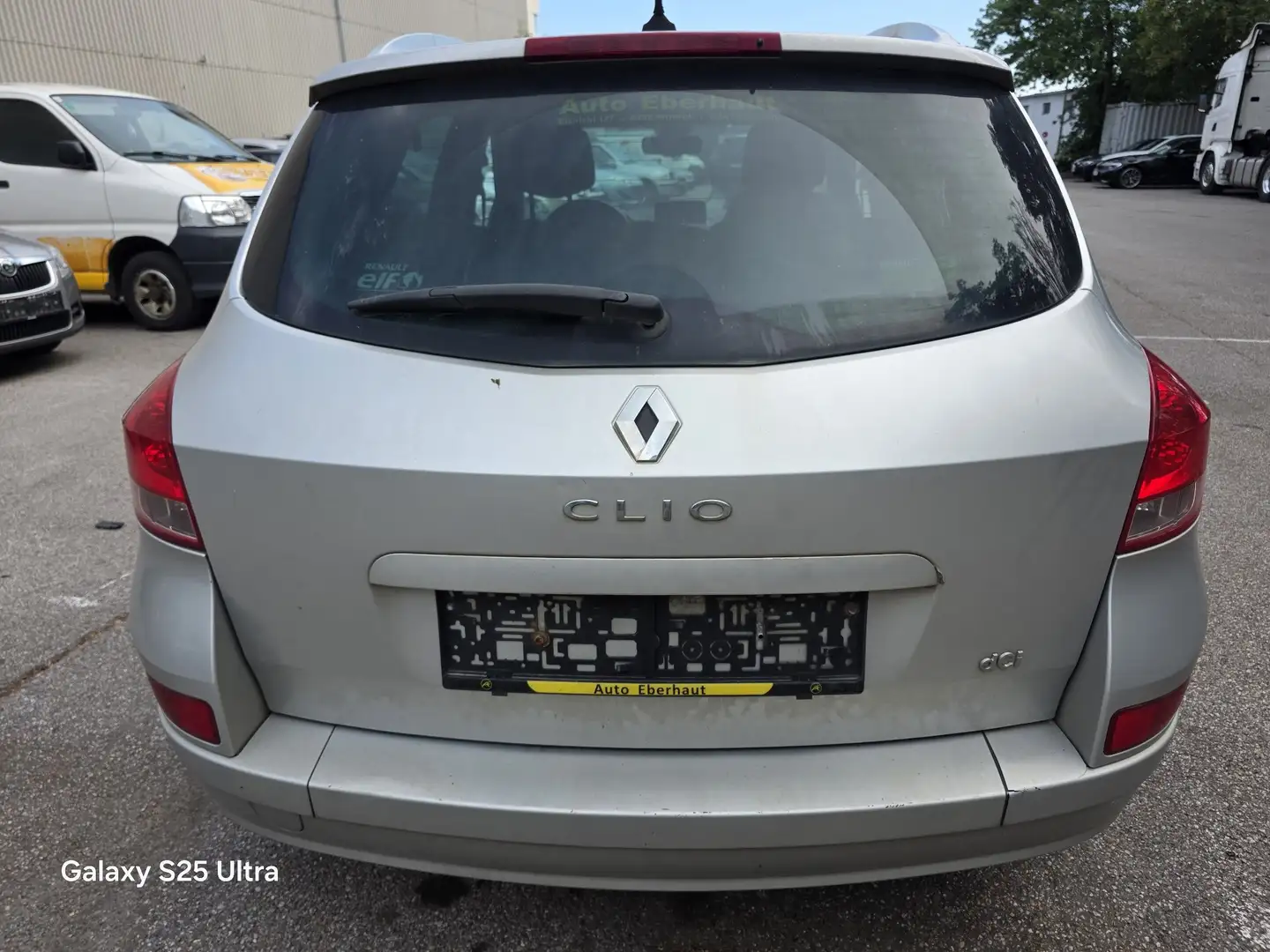 Renault Clio 1.5 dCi 90 FAP Grandtour Luxe Grau - 2
